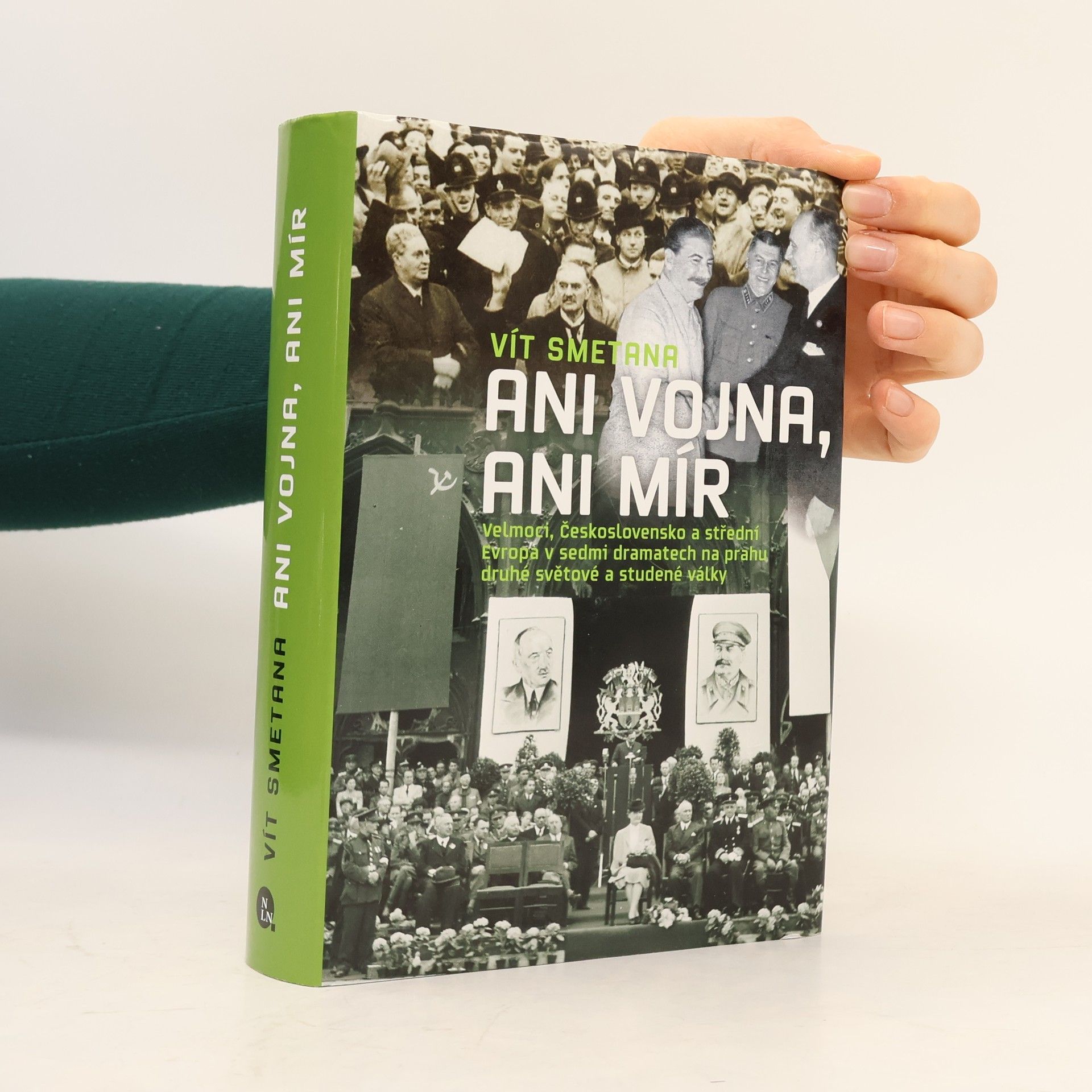 Vít Smetana Ani vojna, ani mír