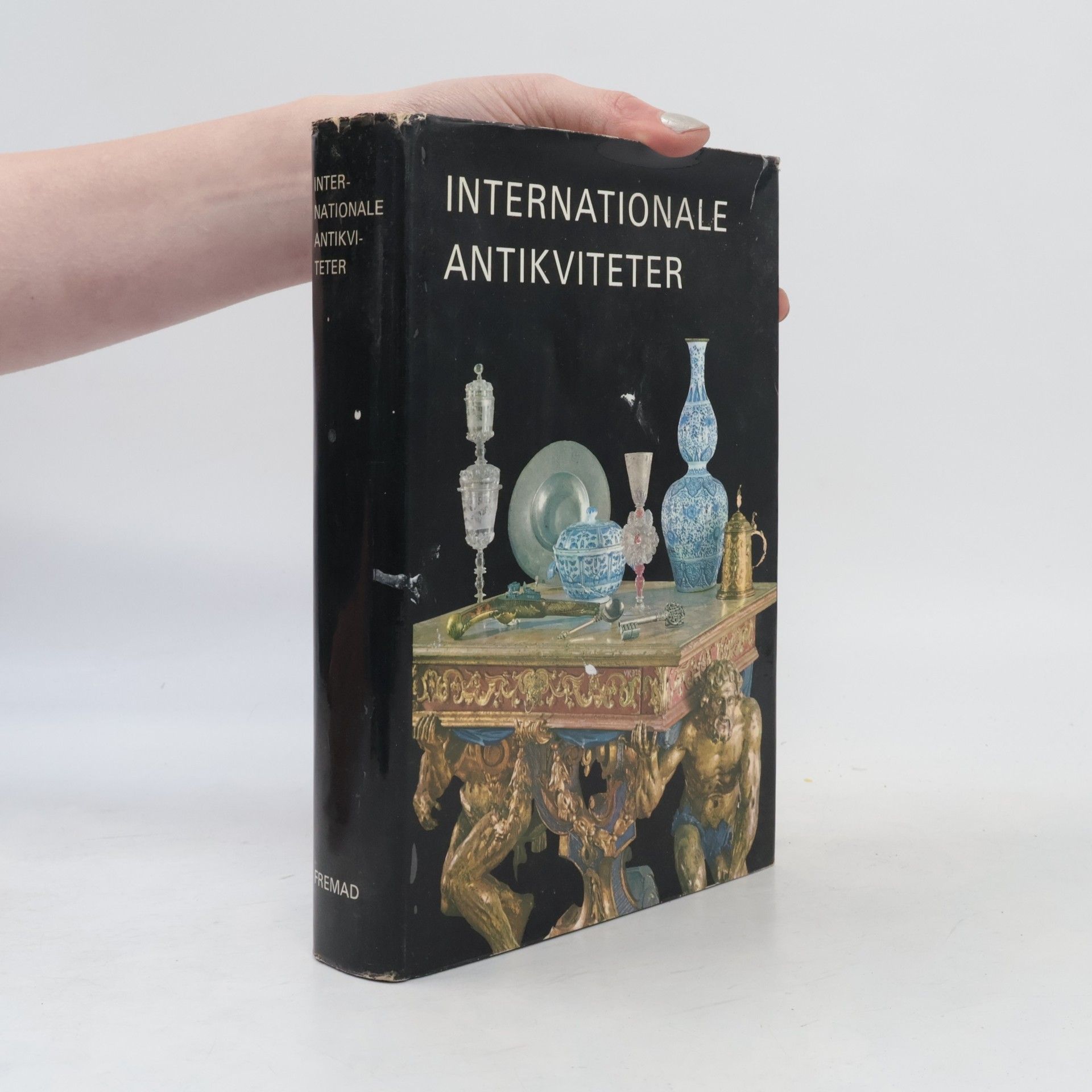 Various authors Internationale antikviteter