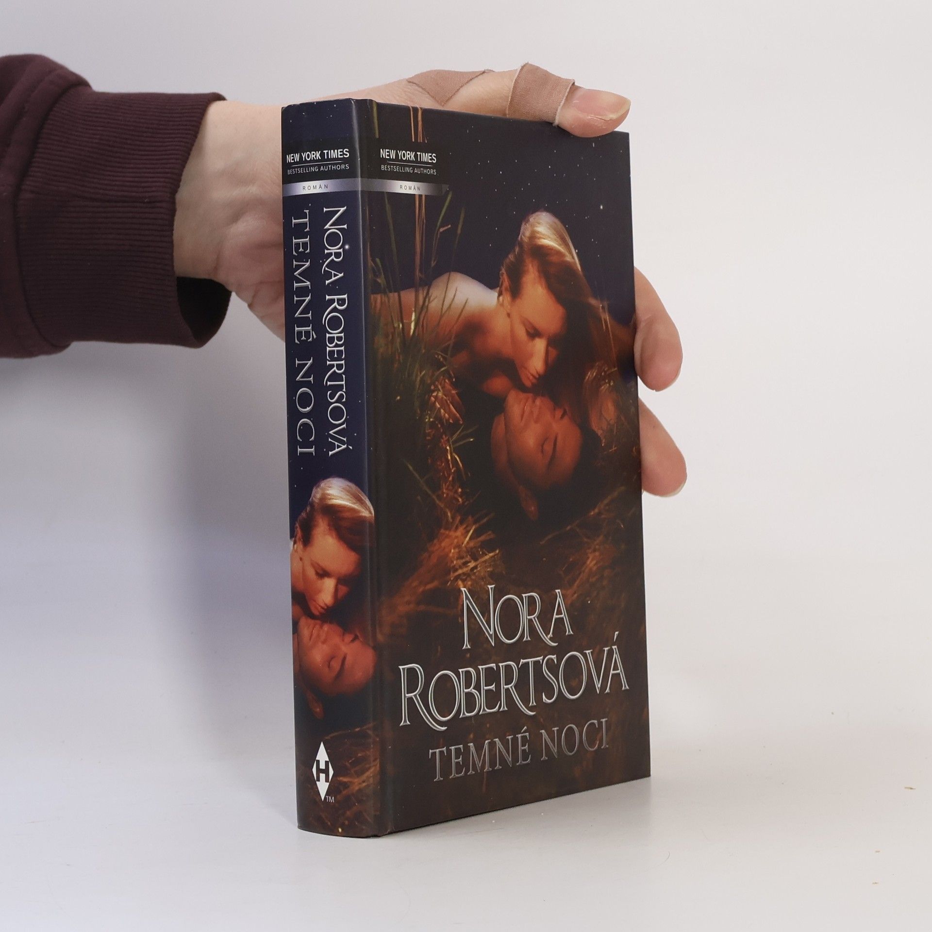 Nora Roberts Temné noci