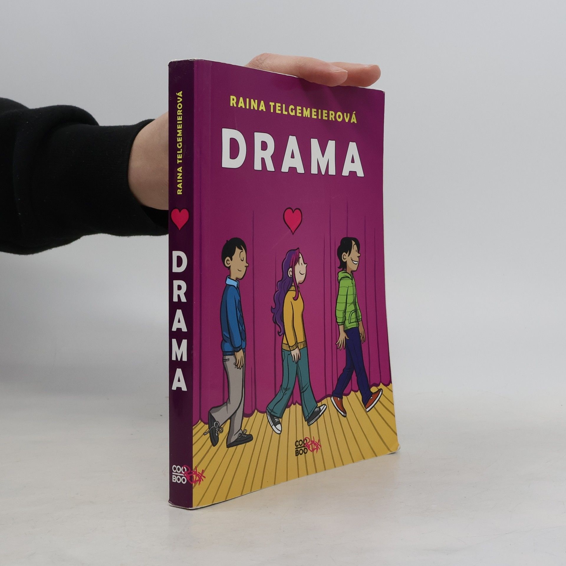 Raina Telgemeier Drama