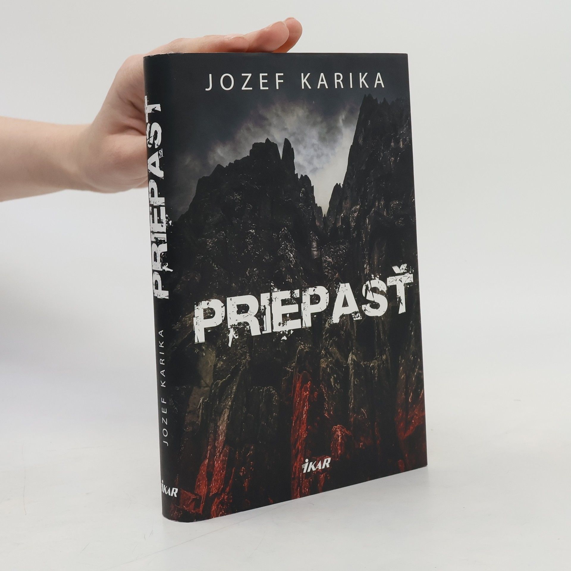 Jozef Karika Priepasť
