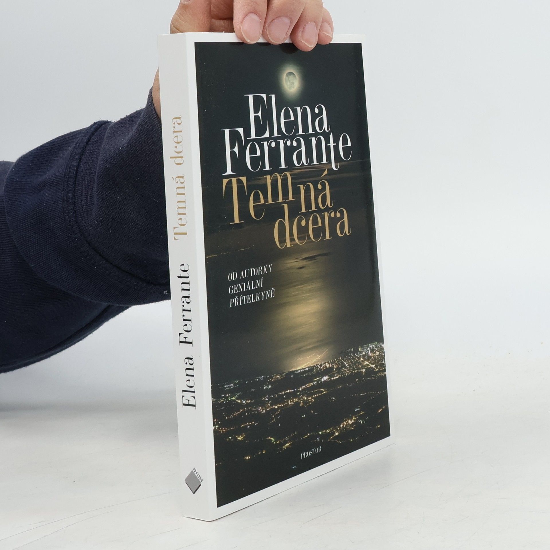 Elena Ferrante Temná dcera