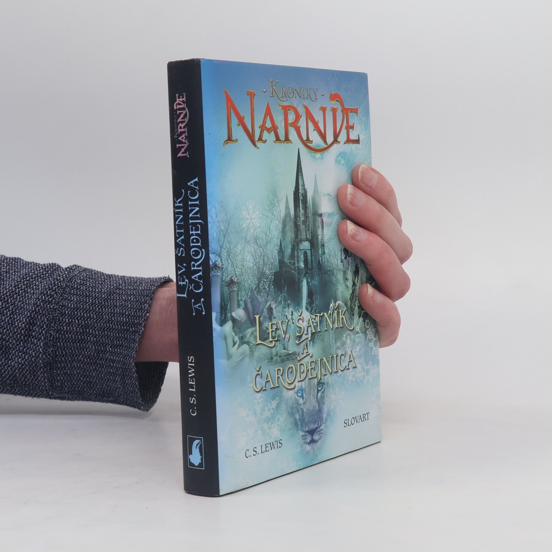 Lev, šatník a čarodejnica