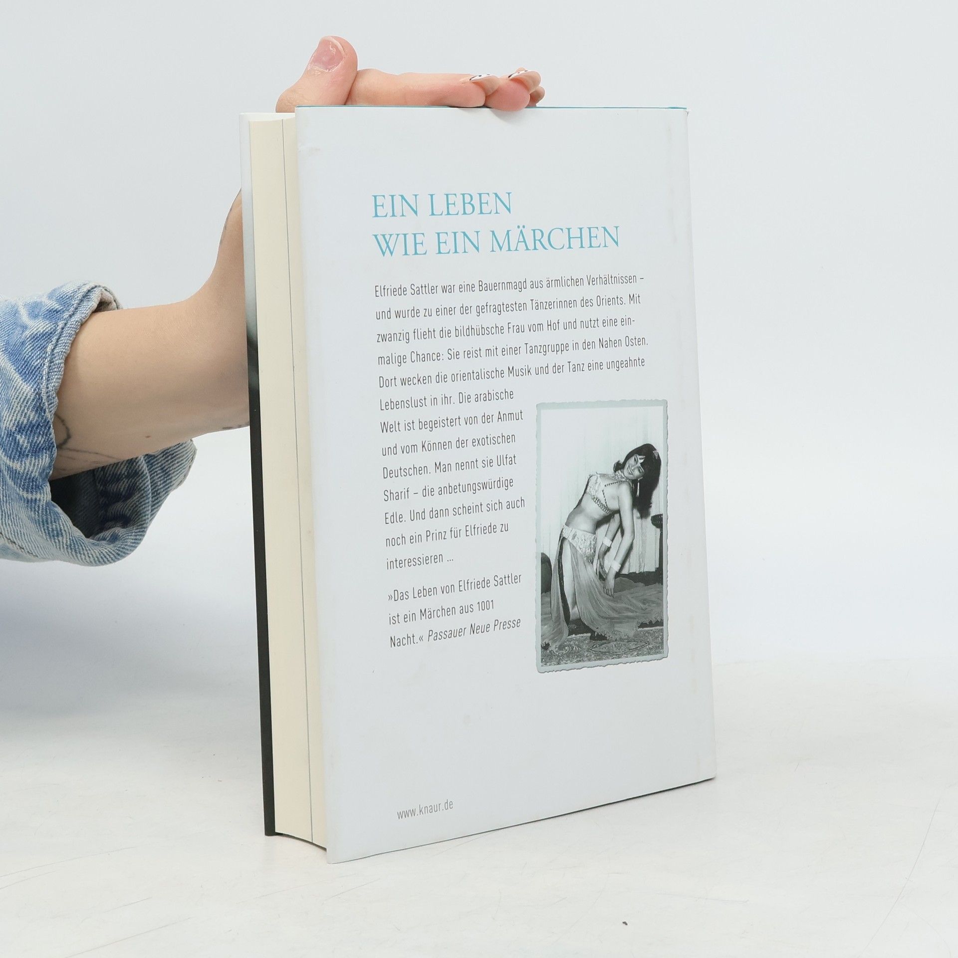 Elfriede Sattler Nabelfrei