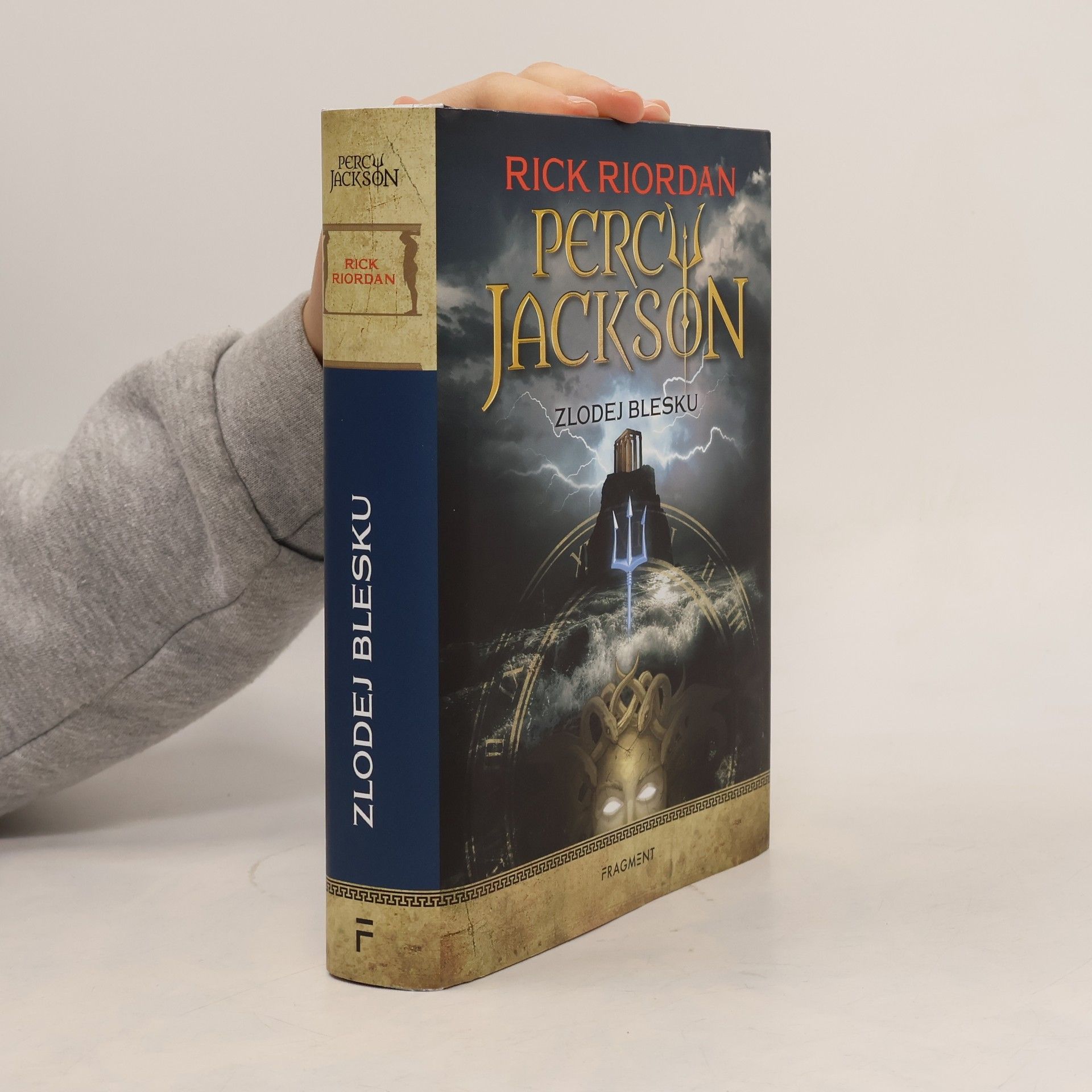 Rick Riordan Percy Jackson. Zlodej blesku