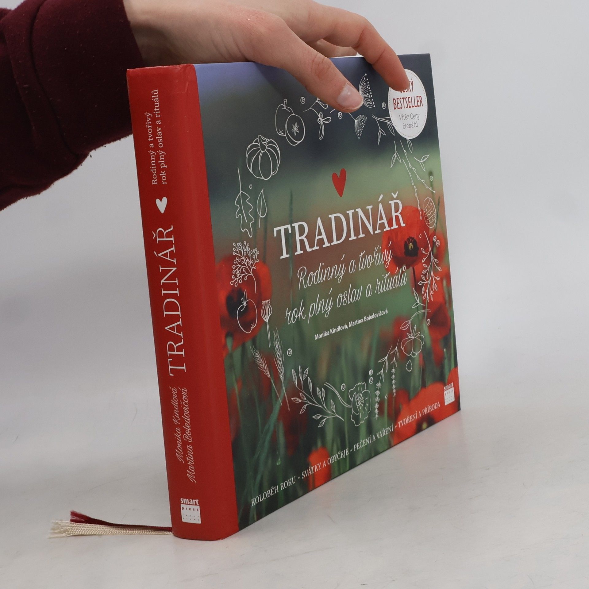 Monika Kindlová Tradinář. Rodinný a tvořivý rok plný oslav a rituálů