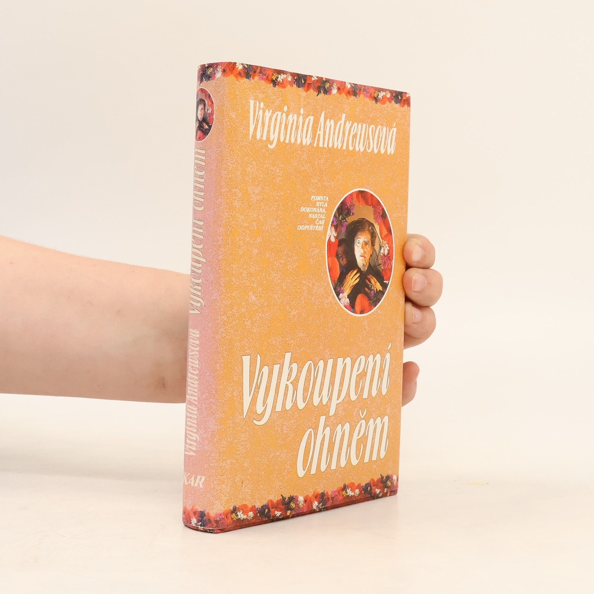 V. C. Andrews Vykoupení ohněm
