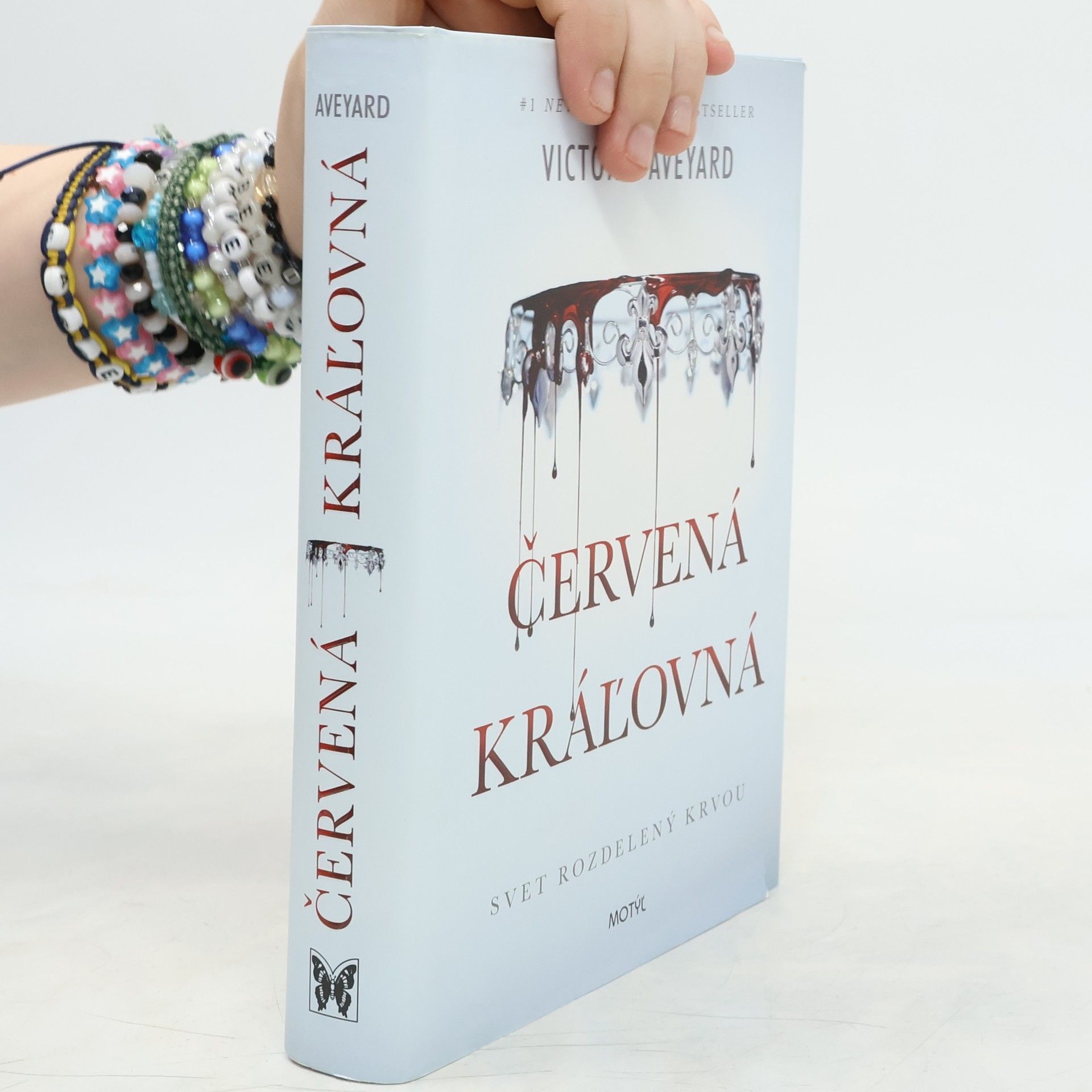 Victoria Aveyard Červená kráľovná