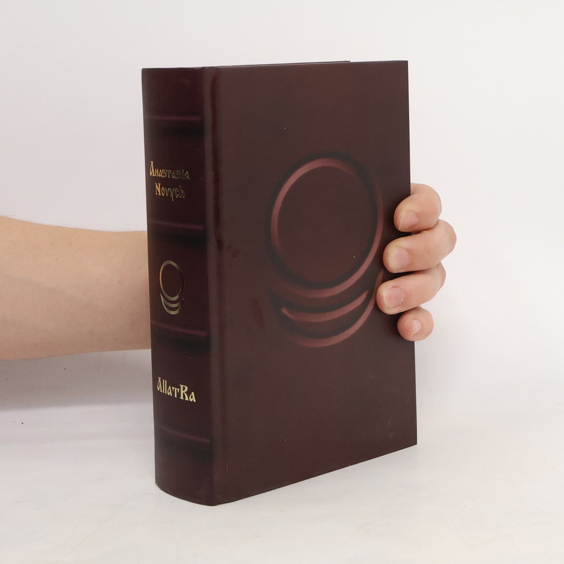 Anastasija Novych AllatRa