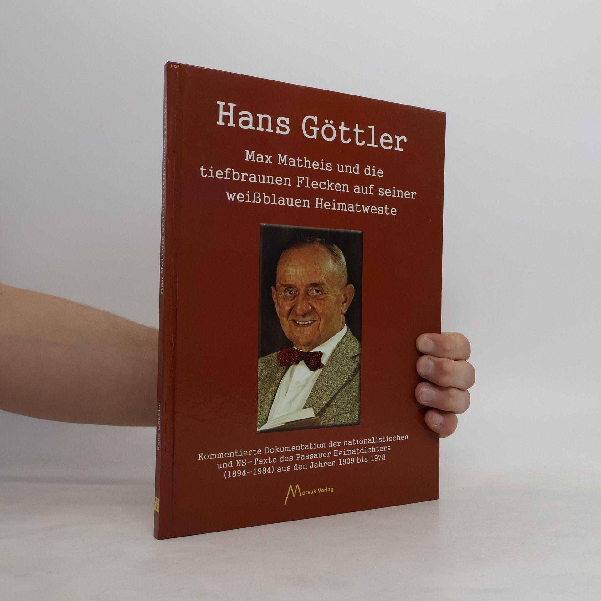 Max Matheis und die tiefbraunen Flecken auf seiner weißblauen Heimatweste