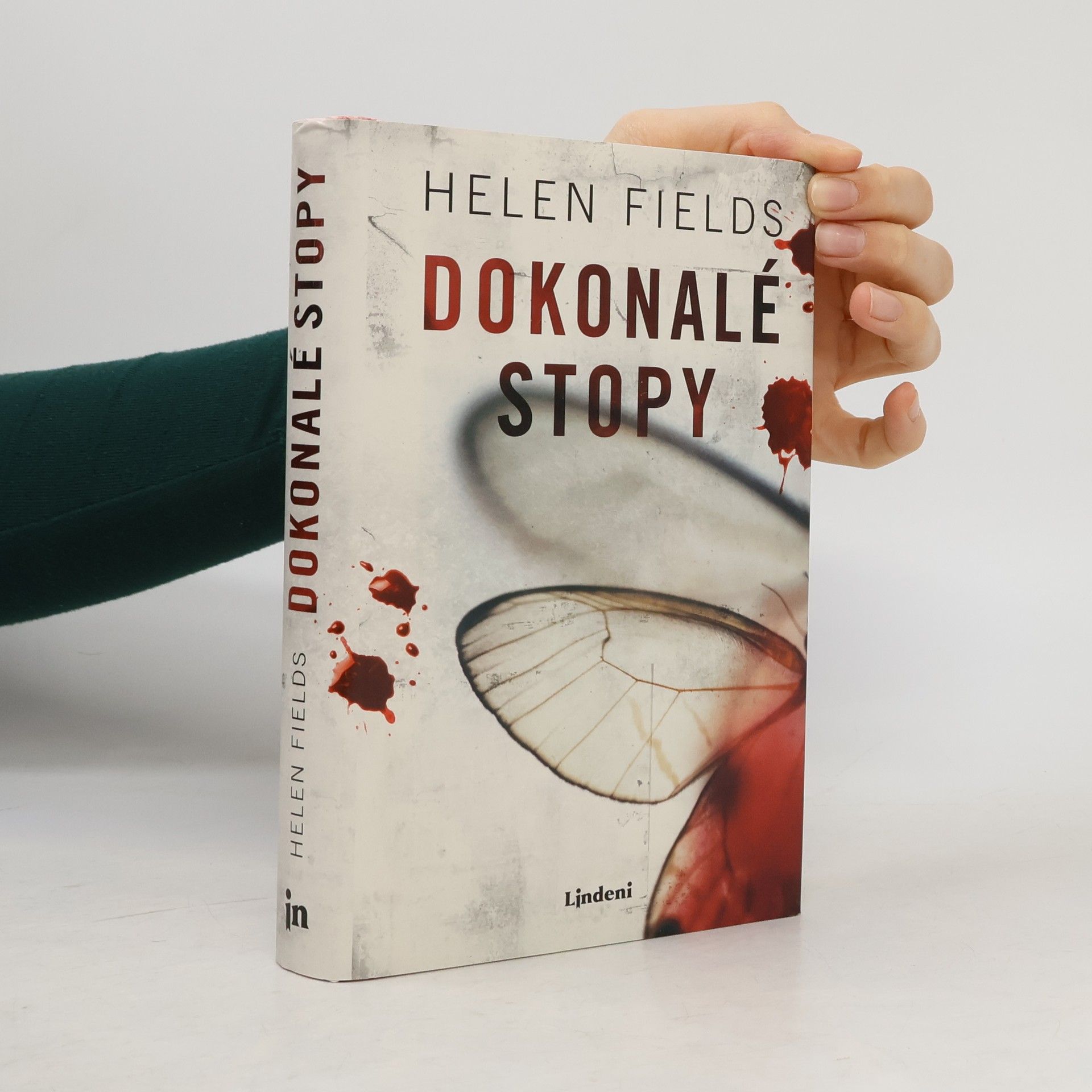 Helen Fields Dokonalé stopy