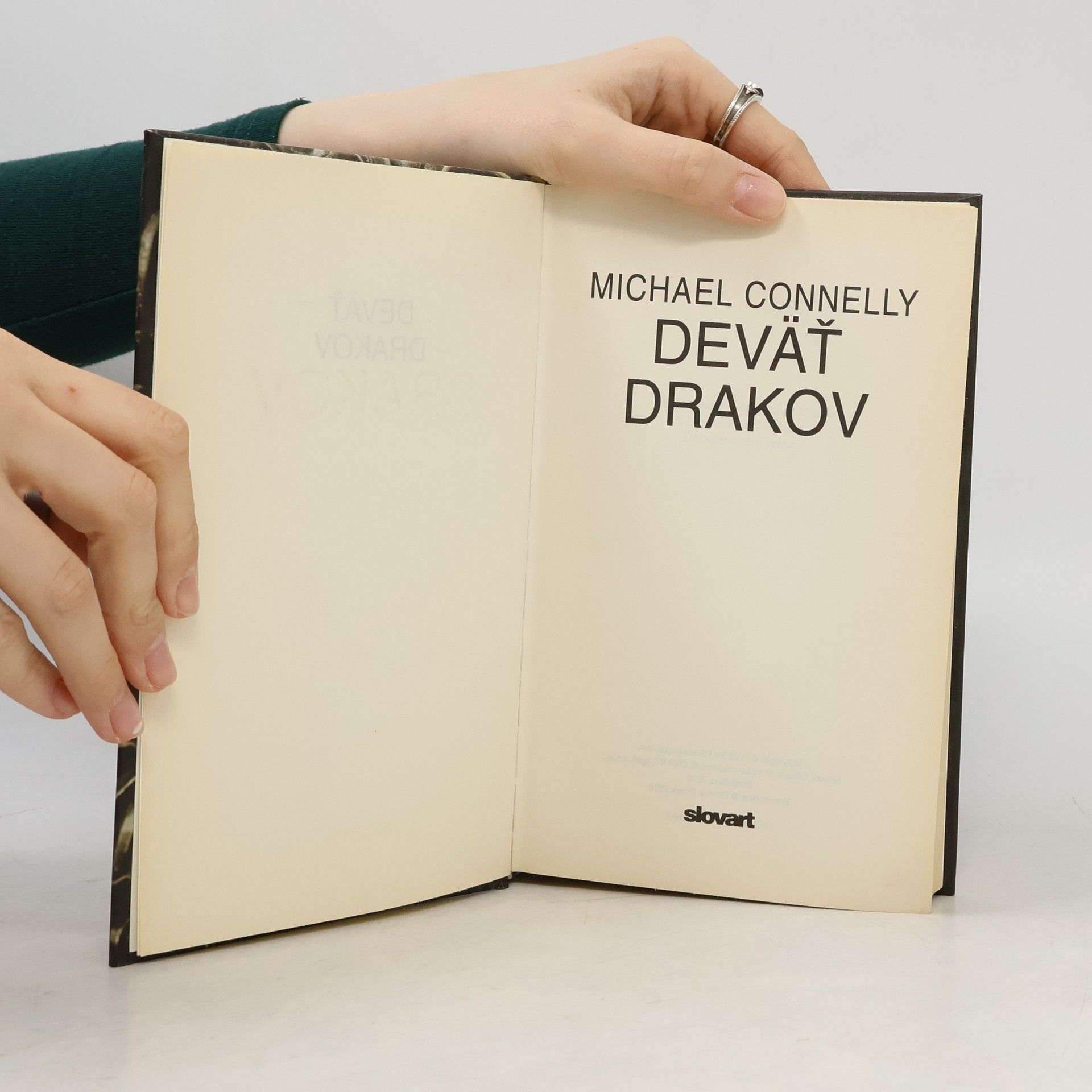 Michael Connelly Deväť drakov
