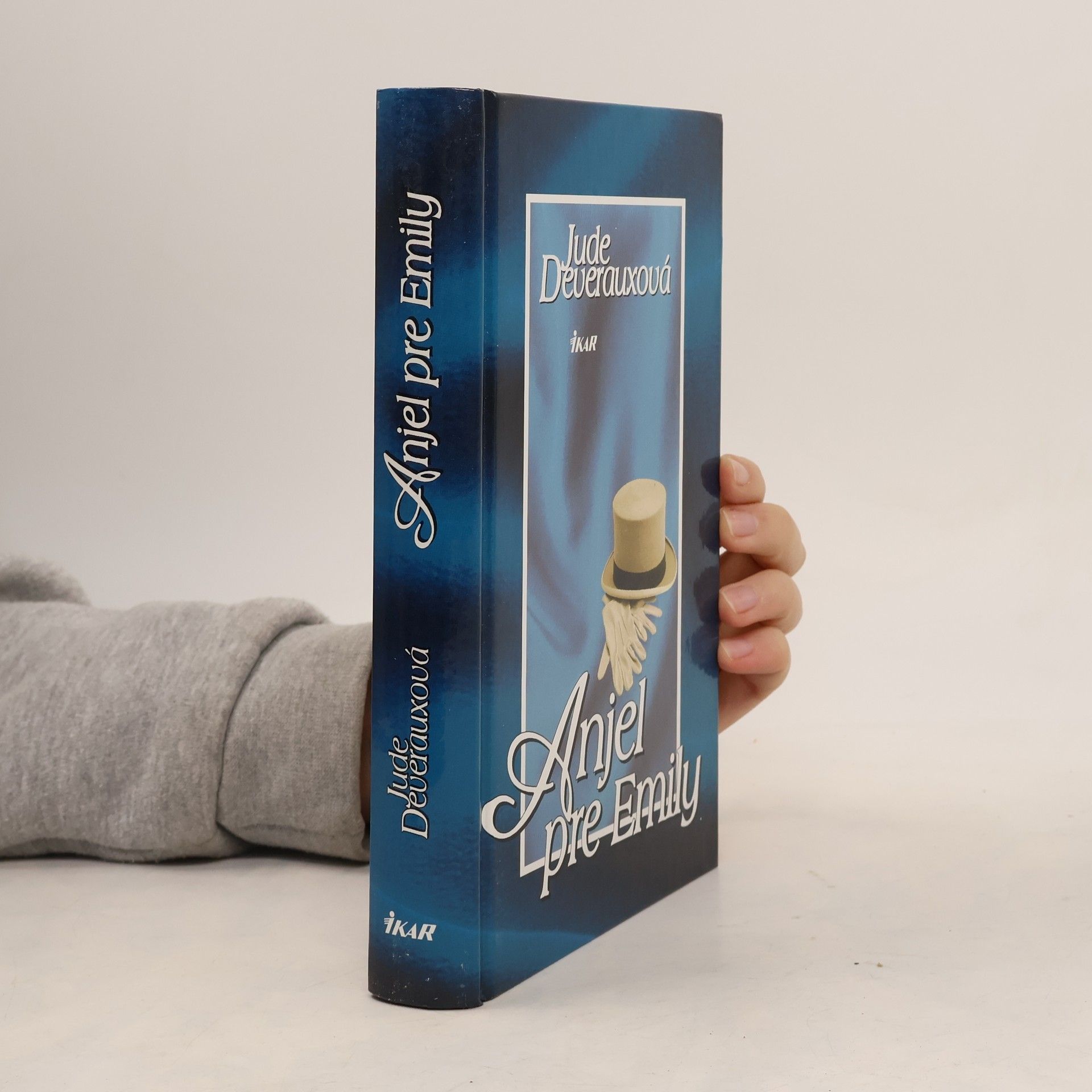 Jude Deveraux Anjel pre Emily
