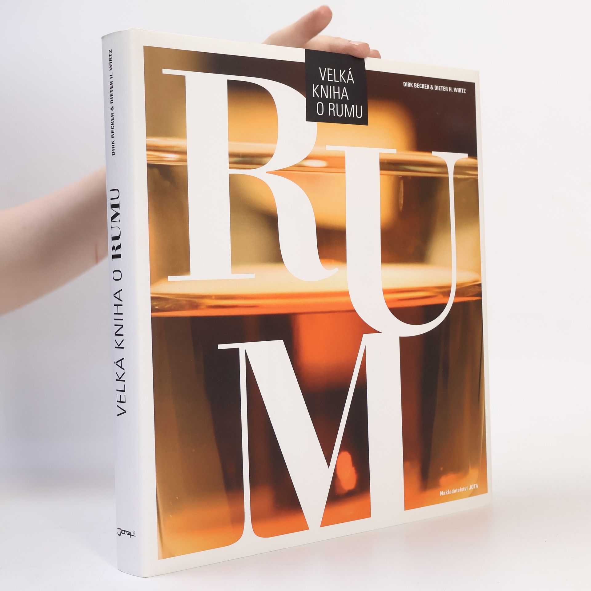 Dirk Becker Velká kniha o rumu