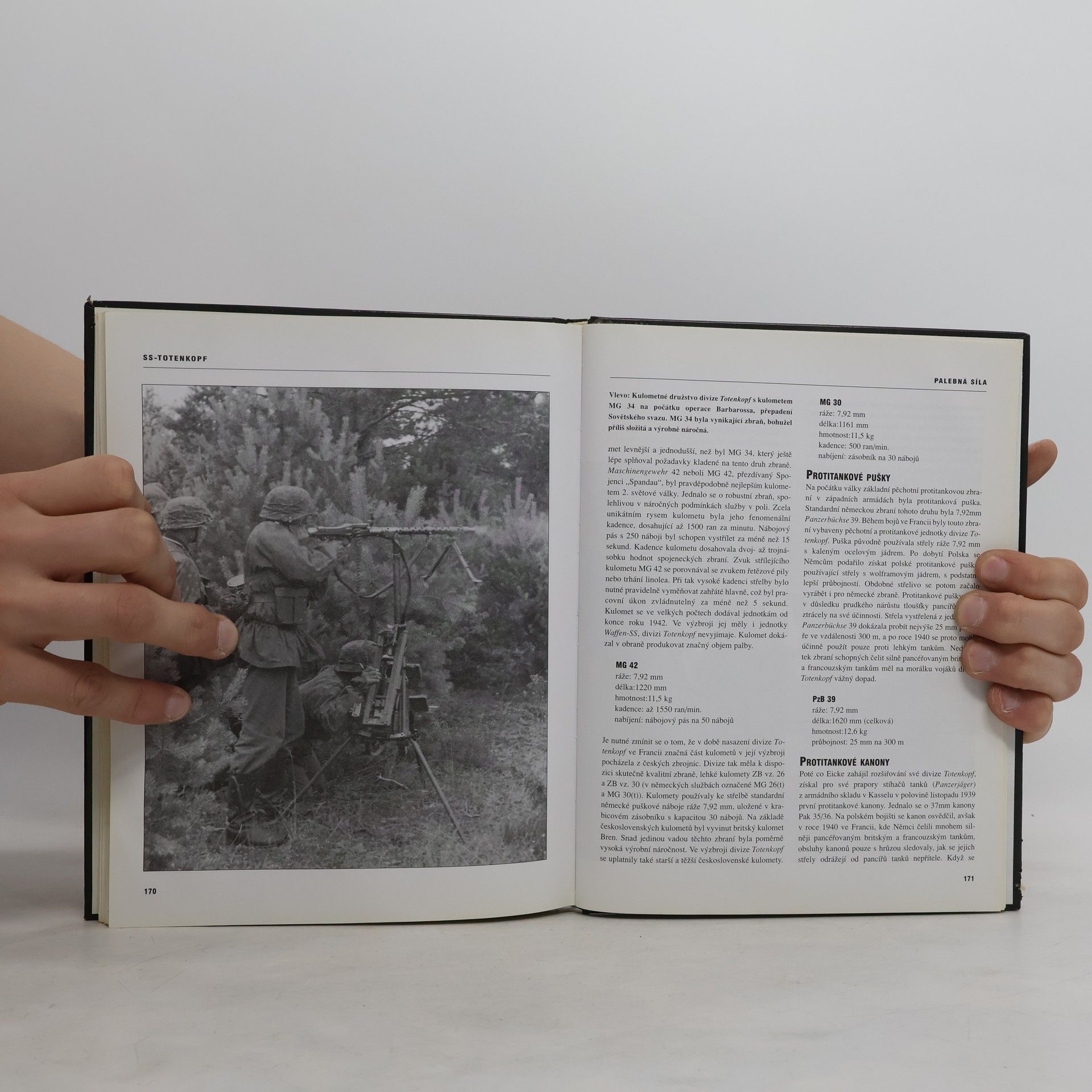 Chris Mann SS-Totenkopf: Historie divize s umrlčí lebkou ve znaku 1939-45