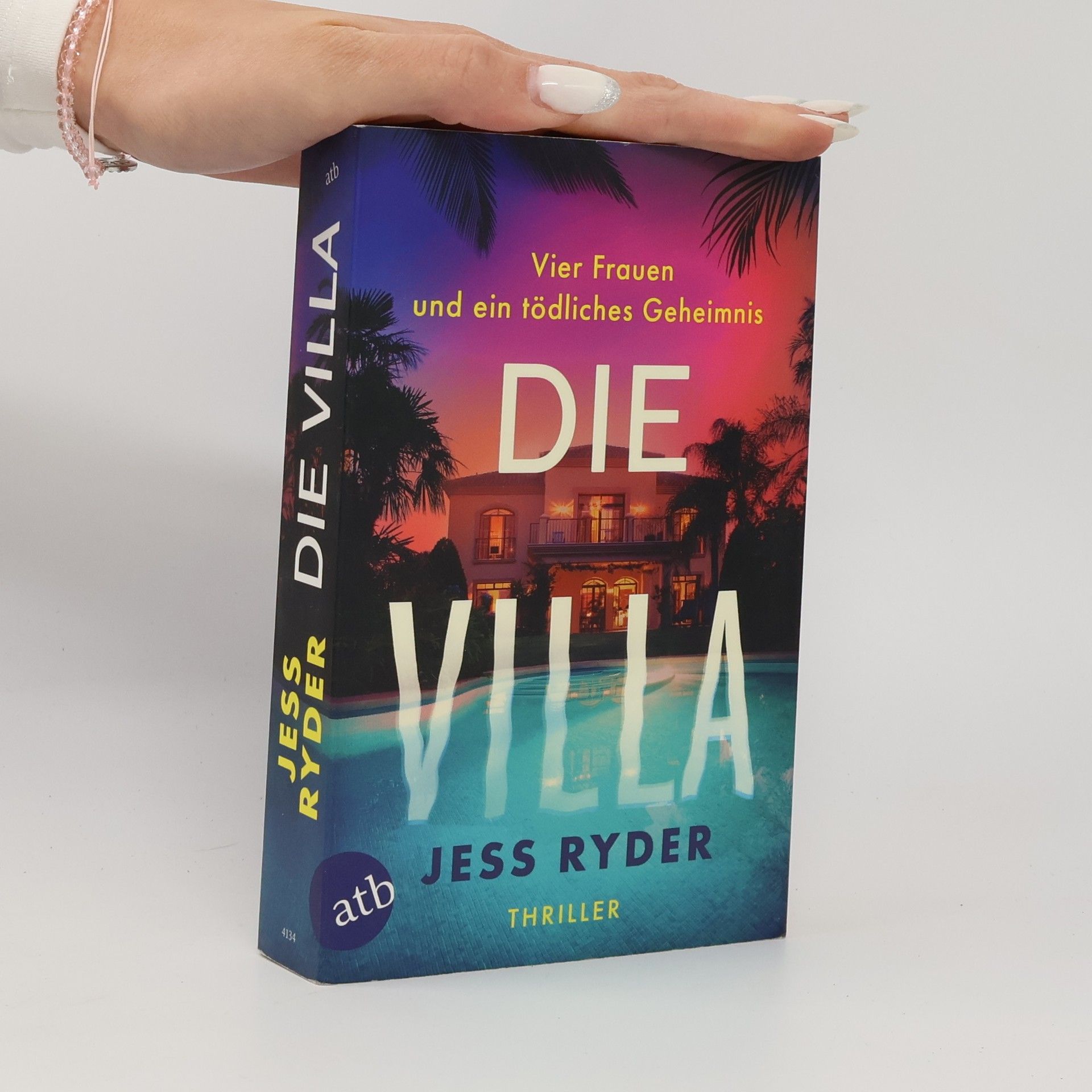 JESS. RYDER Die Villa