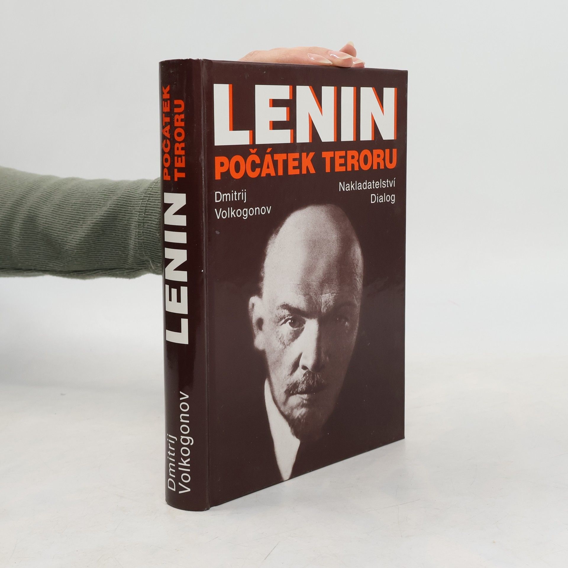 Lenin. Počátek teroru