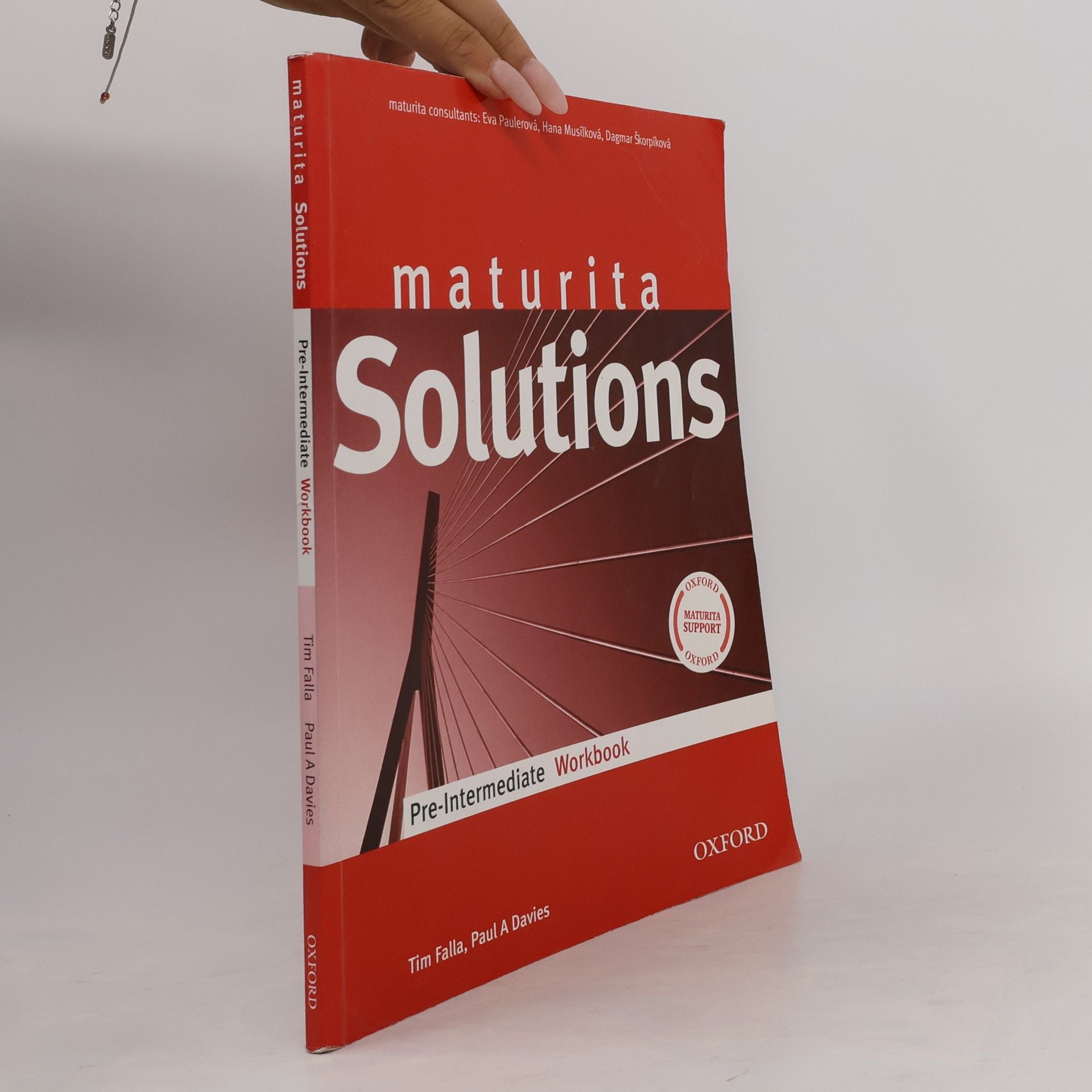 Tim Falla Maturita Solutions. Pre-Intermediate Workbook. Czech Edition