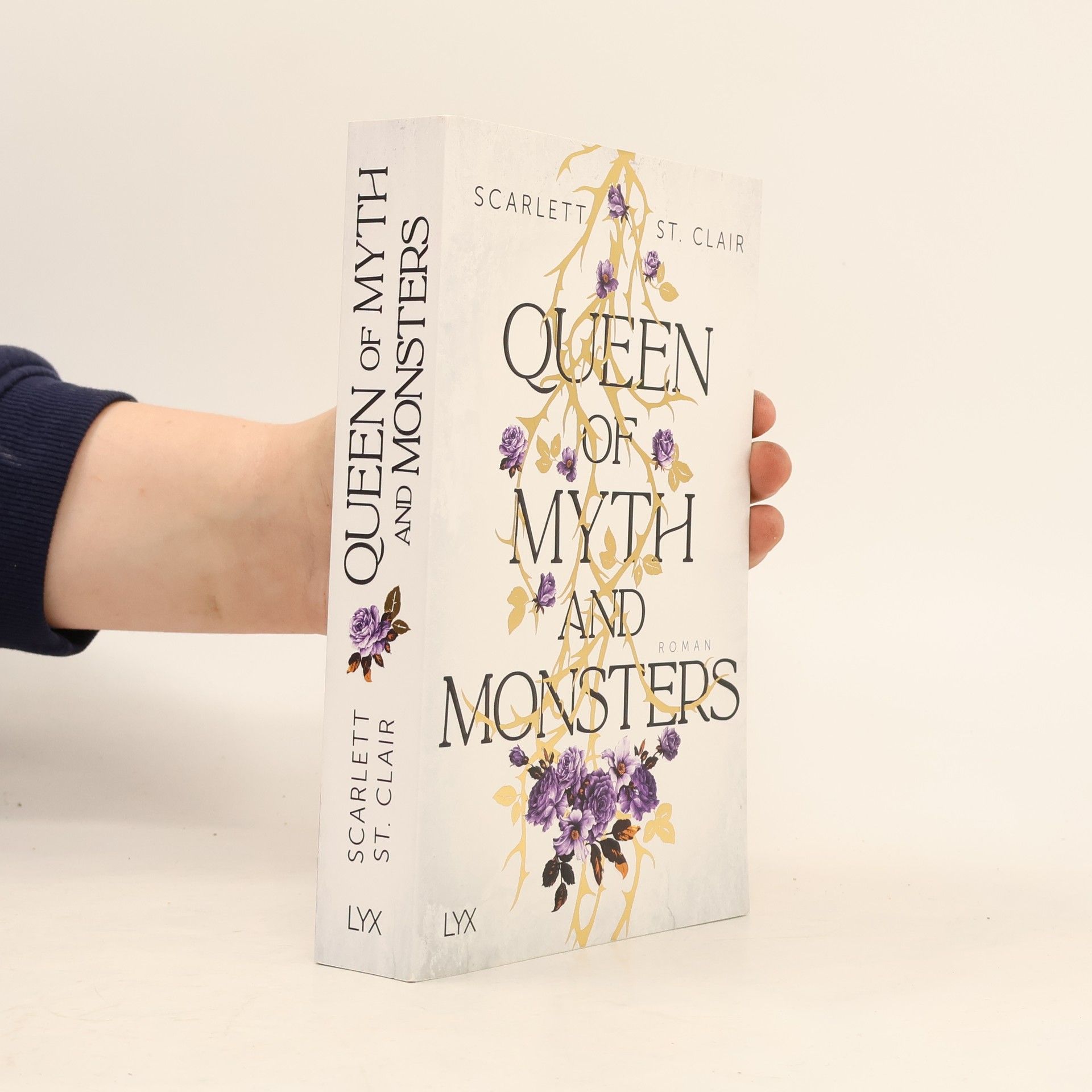 Scarlett St. Clair Queen of Myth and Monsters