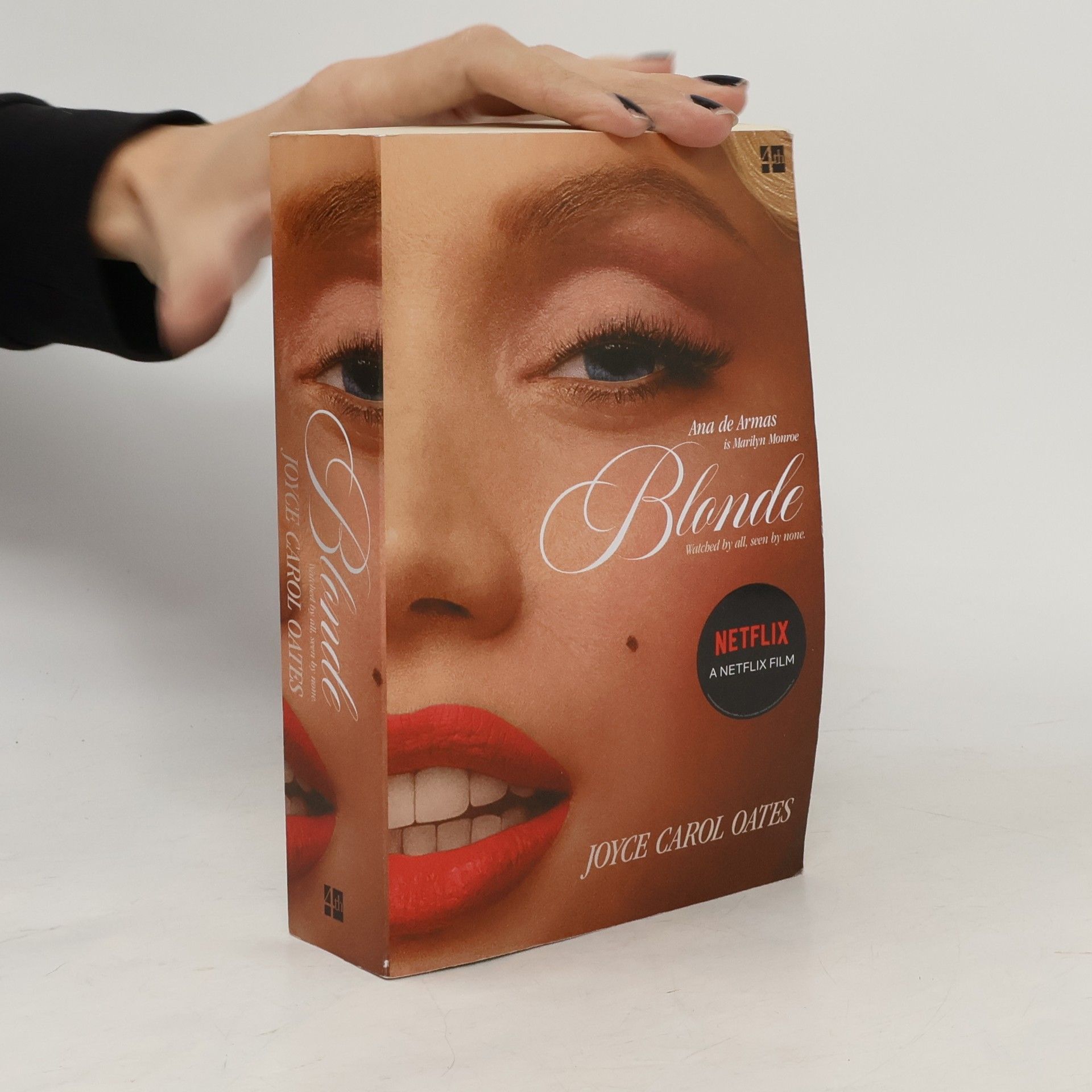 Joyce Carol Oates Blonde