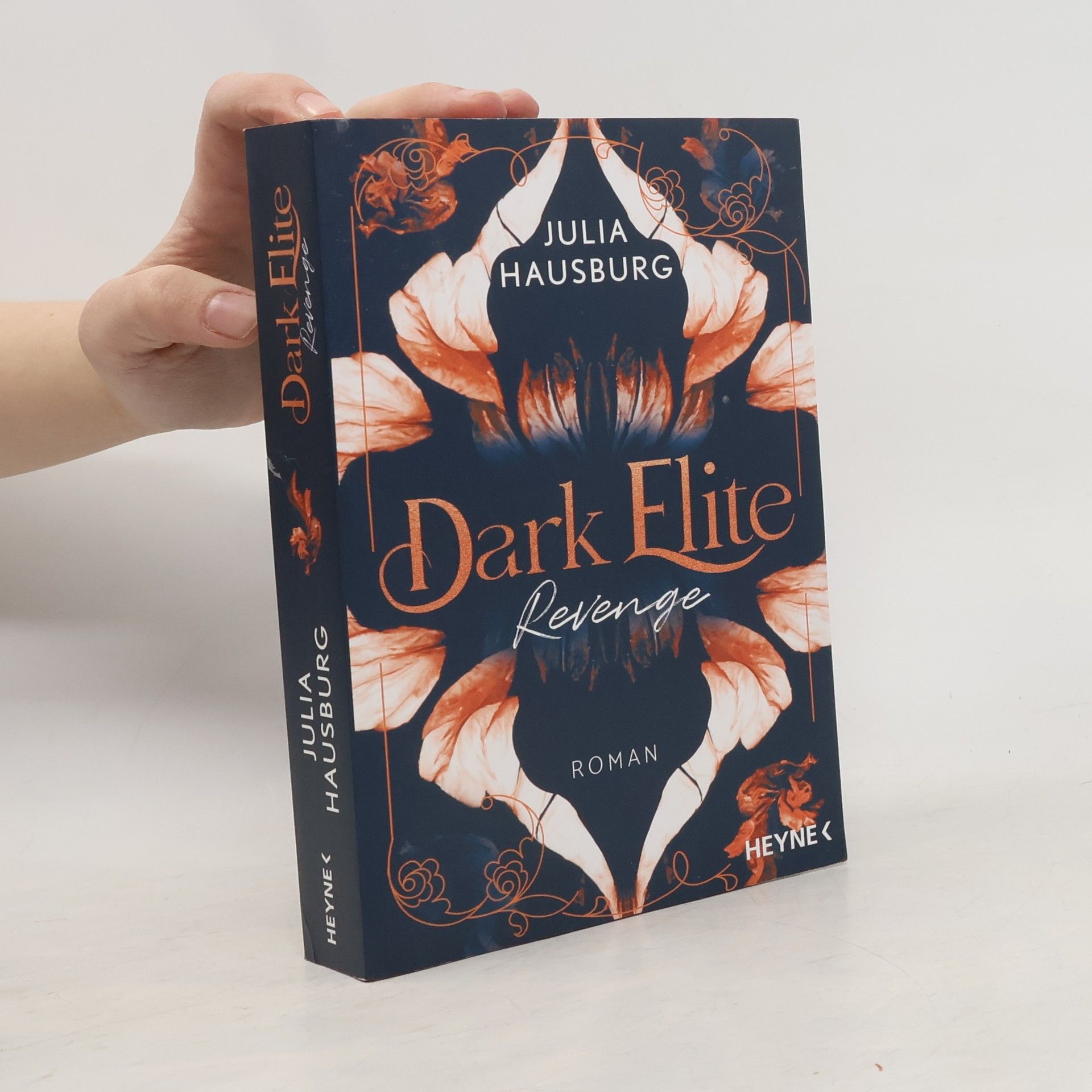 Julia Hausburg Dark Elite – Revenge