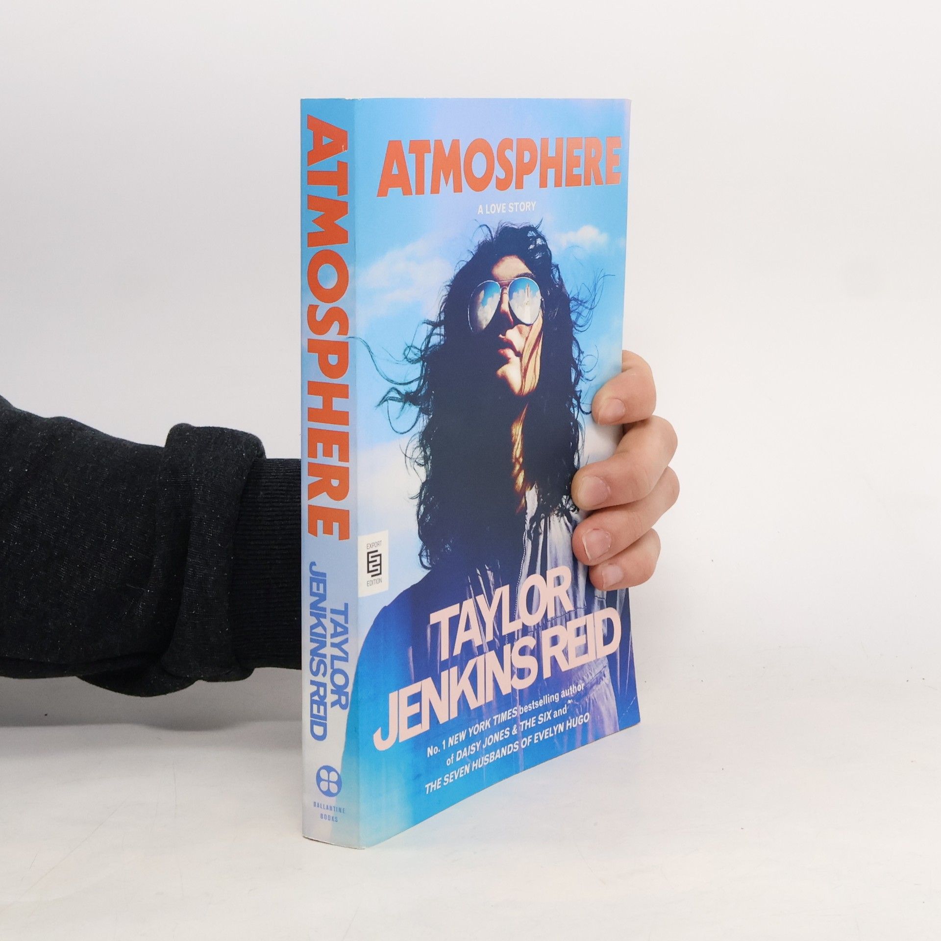 Taylor Jenkins Reid Atmosphere - Export Edition