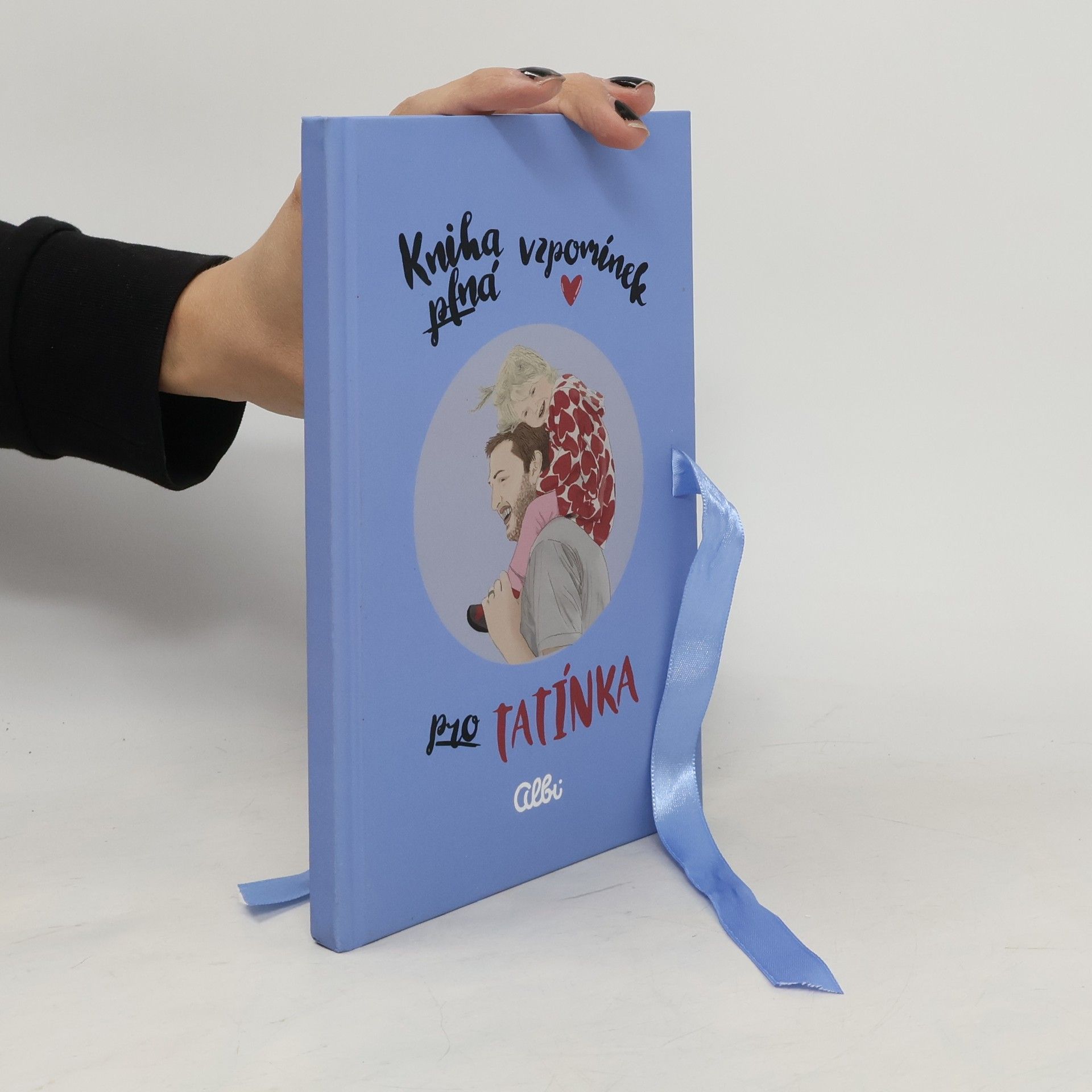 Lucie Cáliková Kniha plná vzpomínek pro tatínka