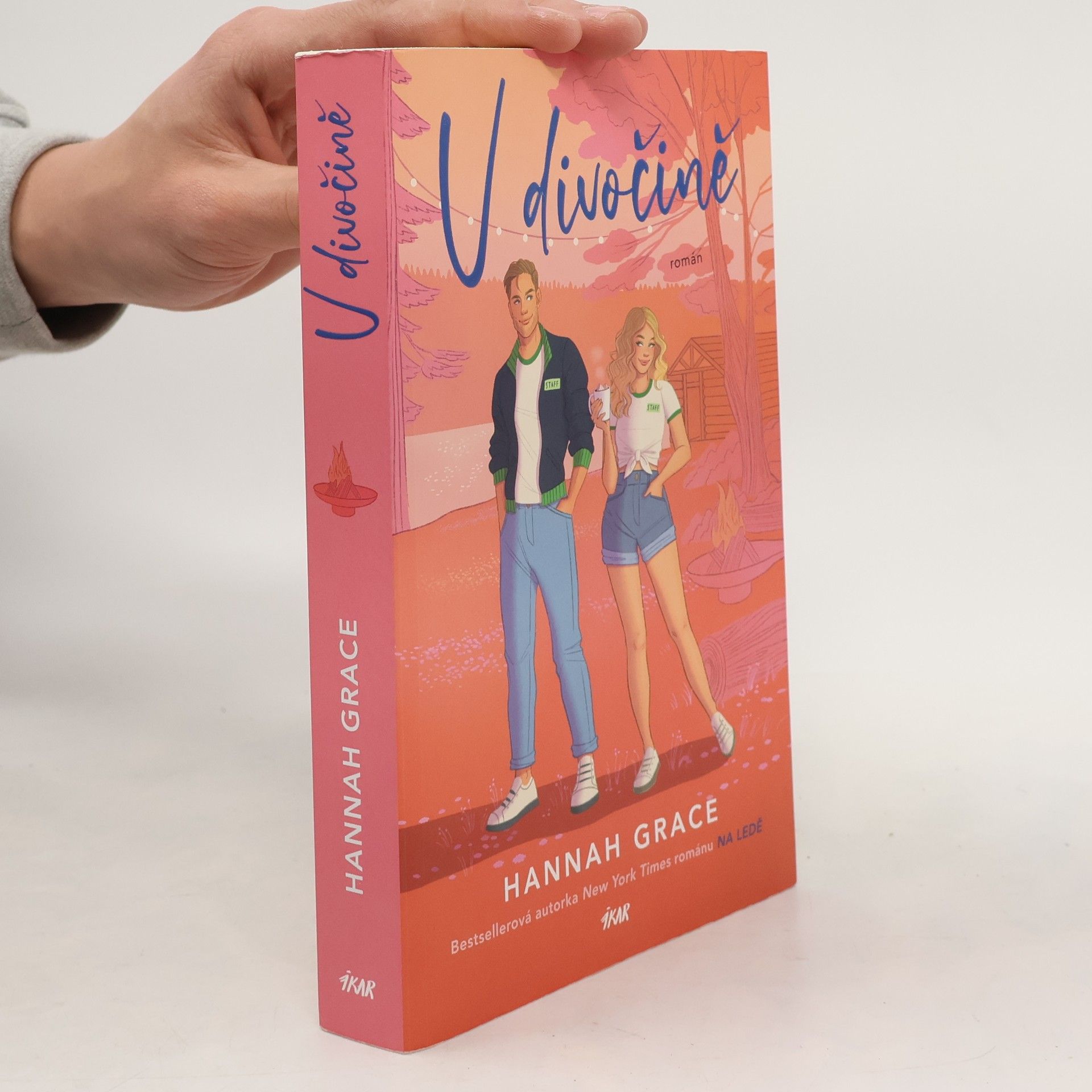 Hannah Grace V divočině