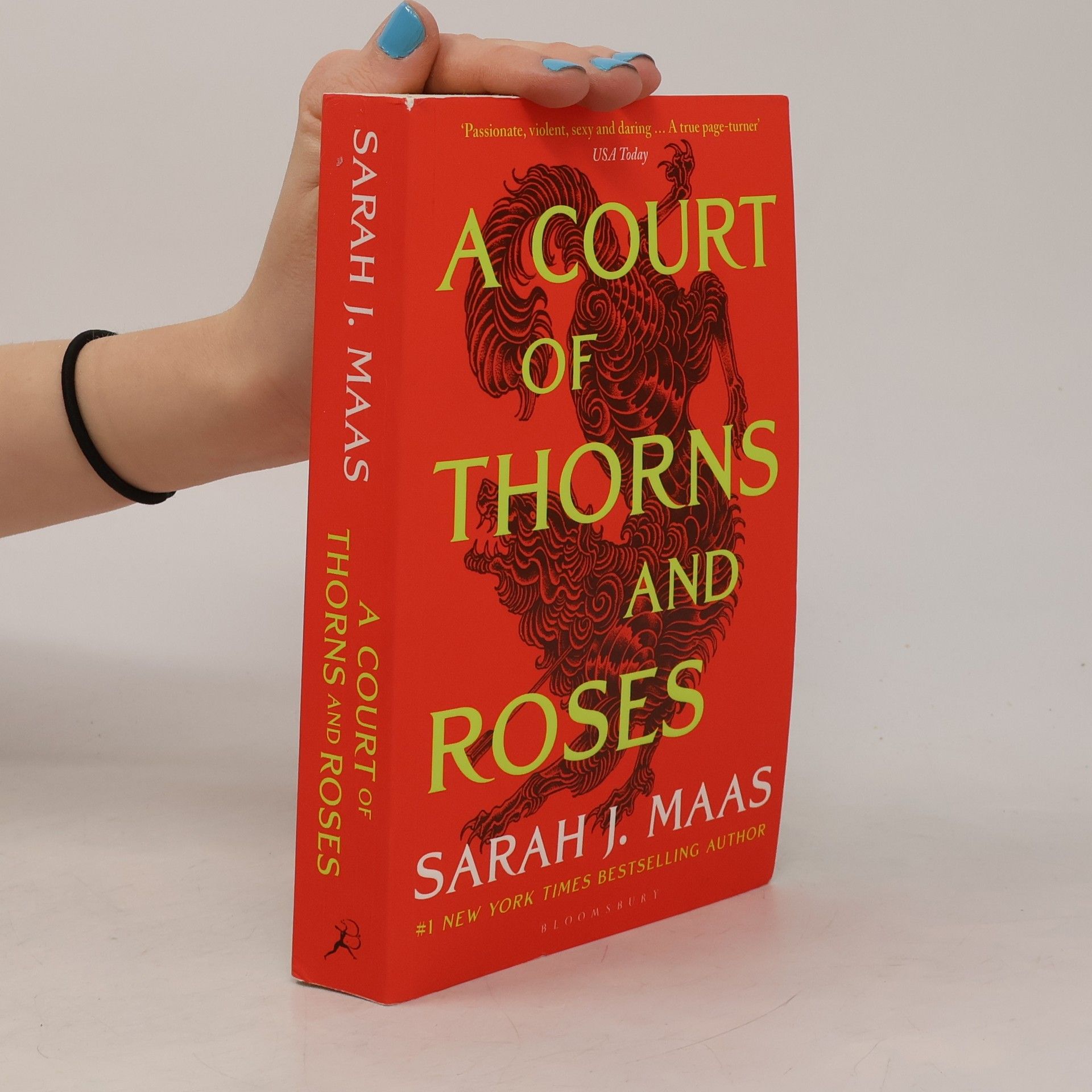 Sarah J. Maas A Court of Thorns and Roses