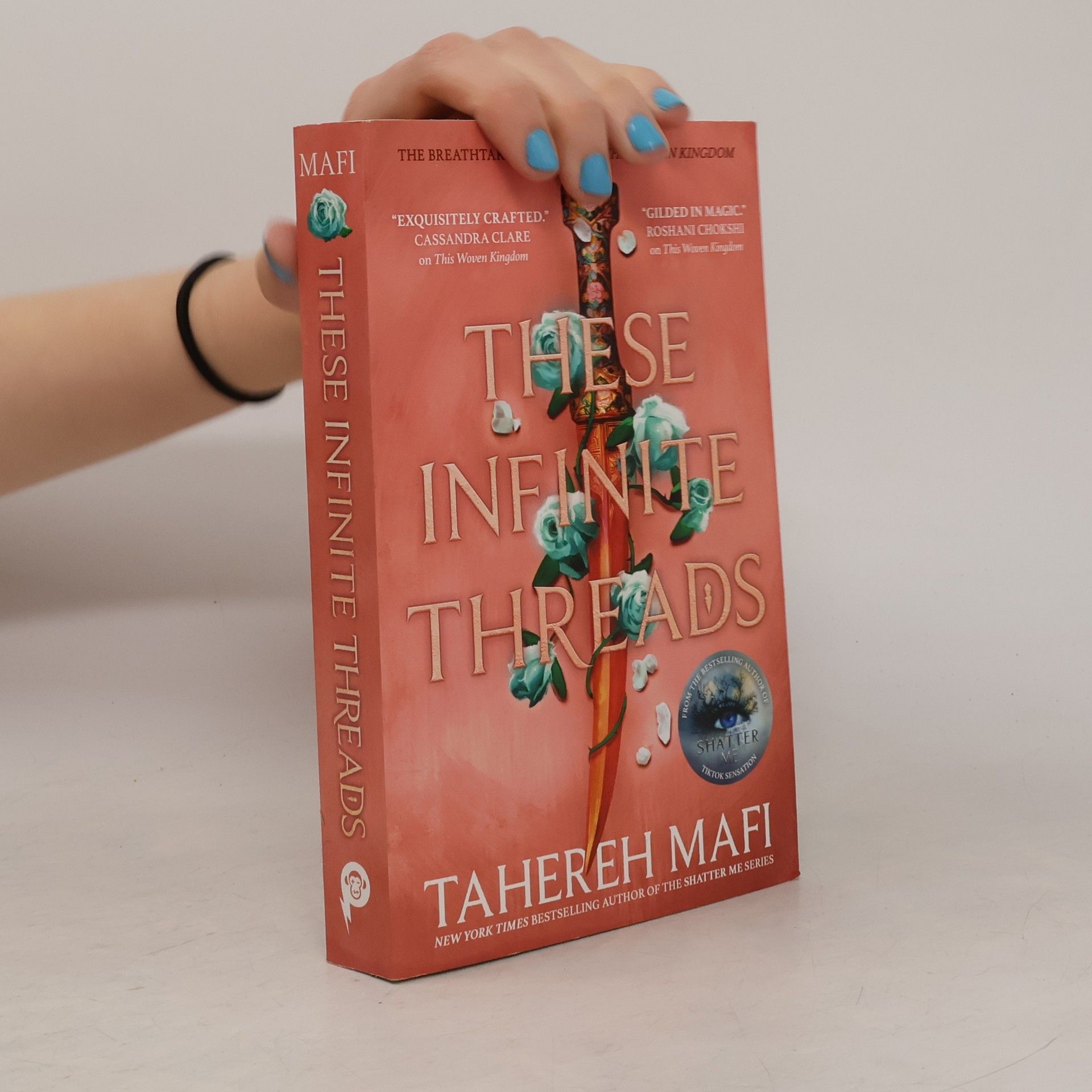 Tahereh Mafi These Infinite Threads