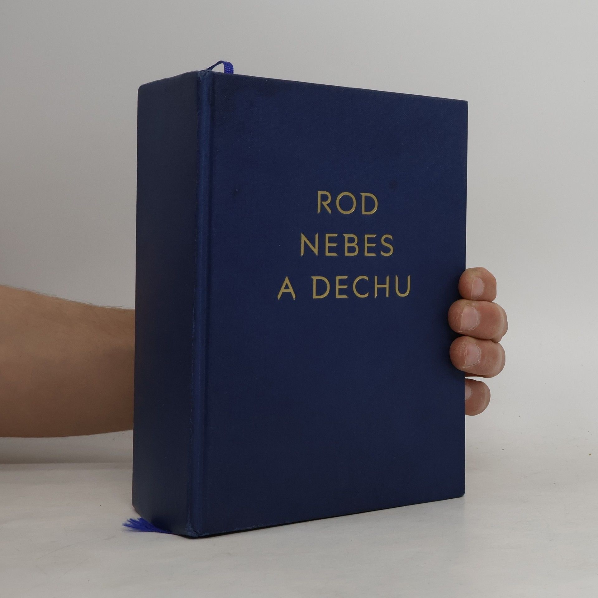 Sarah J. Maas Půlměsíční město. Rod nebes a dechu