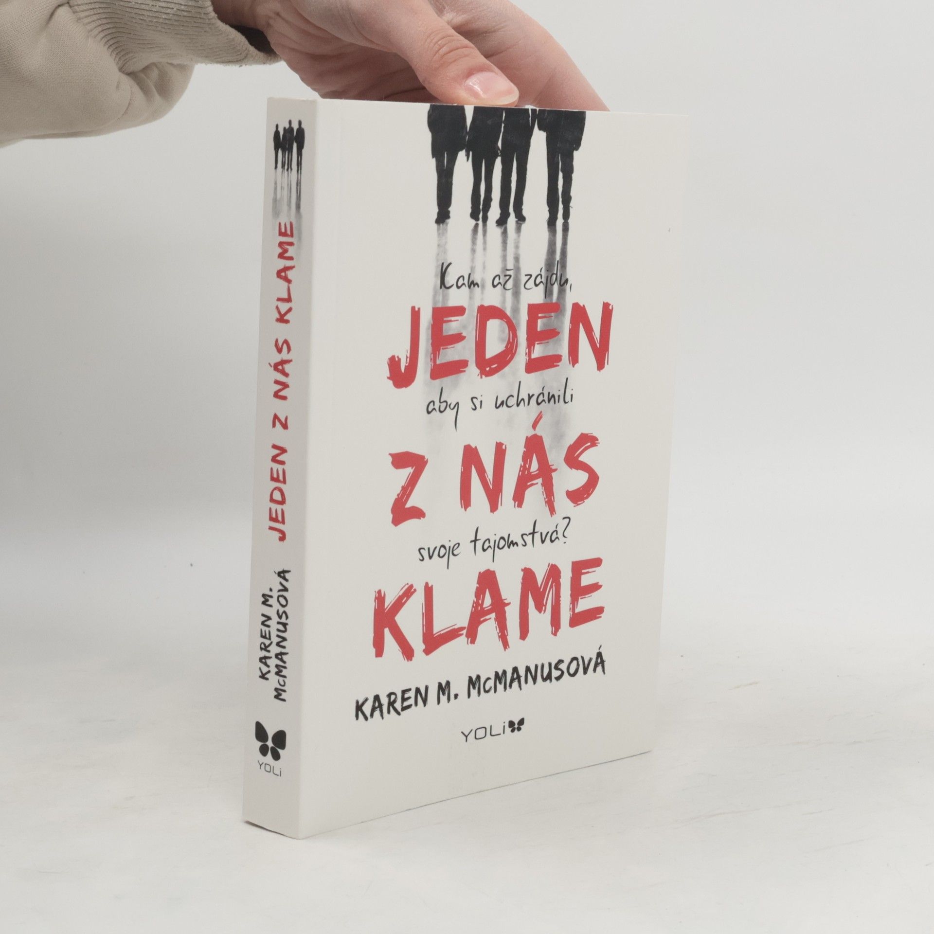 Jeden z nás klame