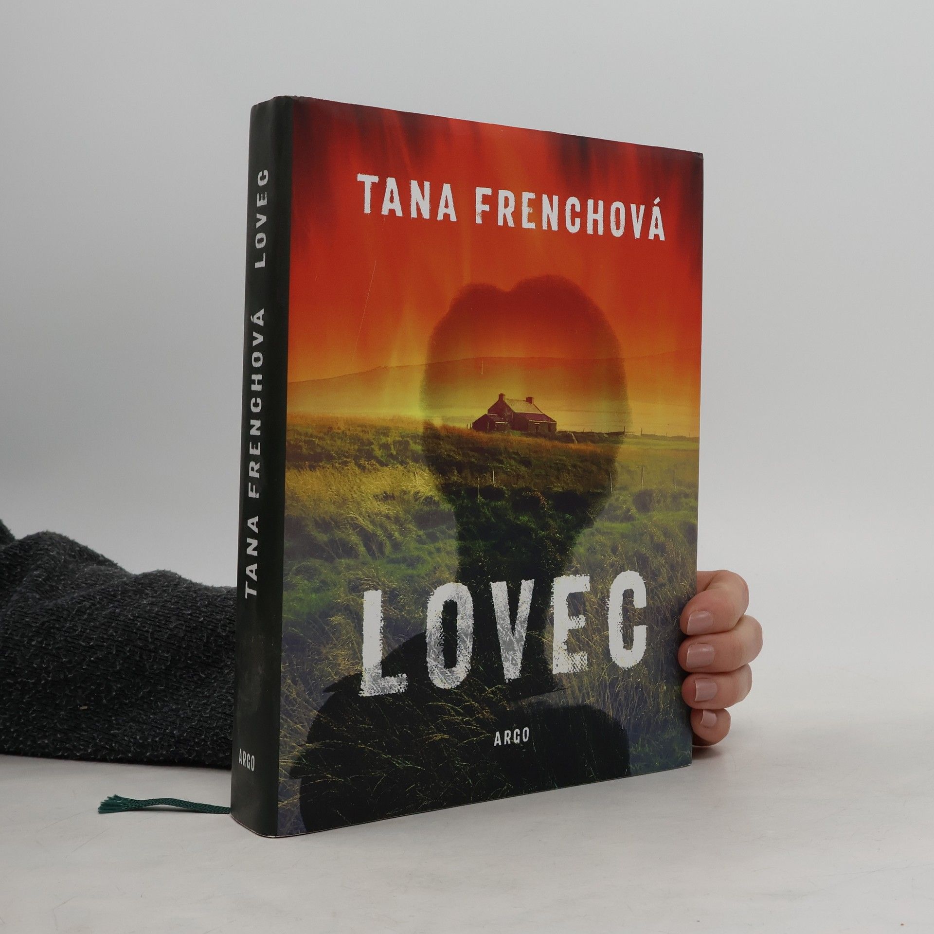 Tana French Lovec