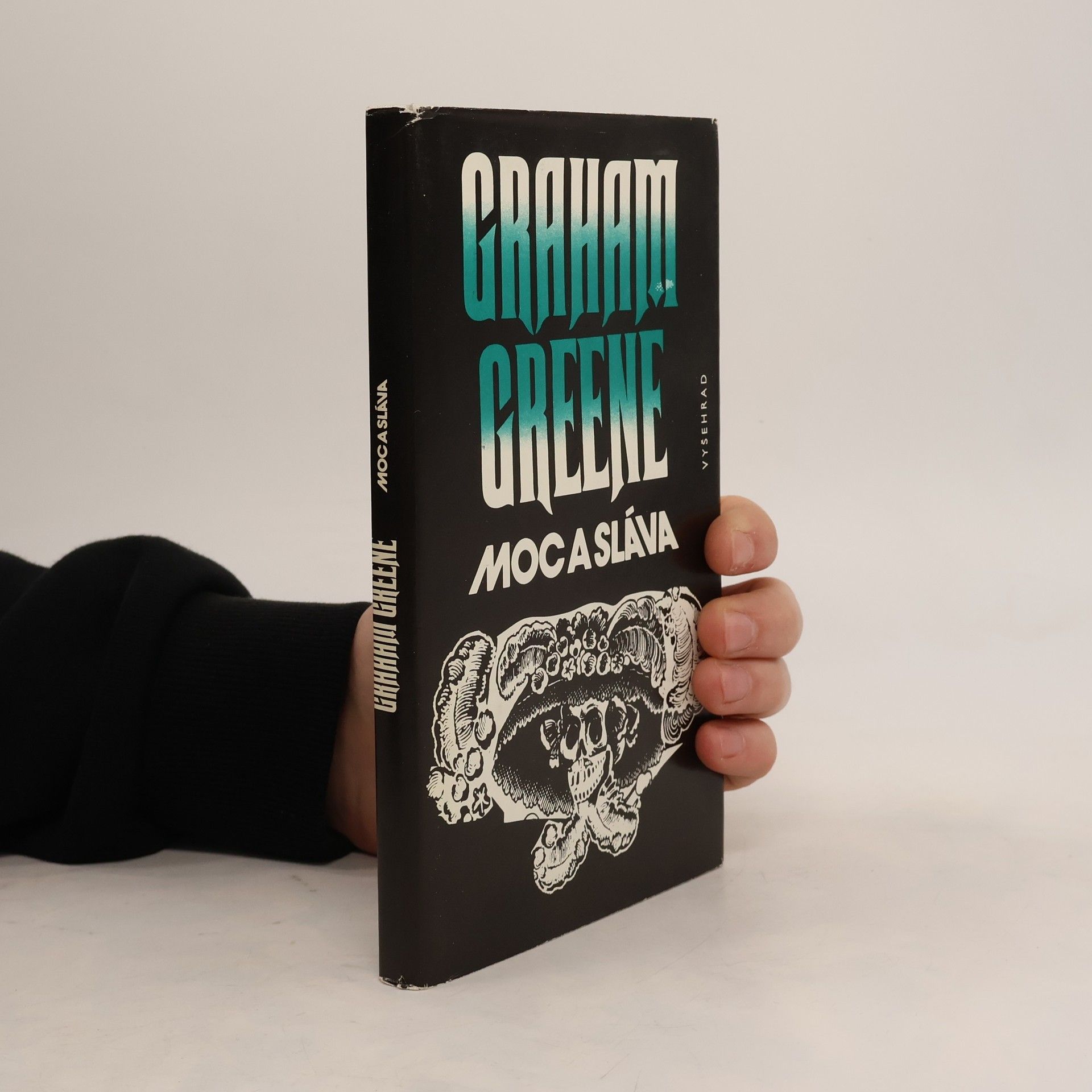 Graham Greene Moc a sláva