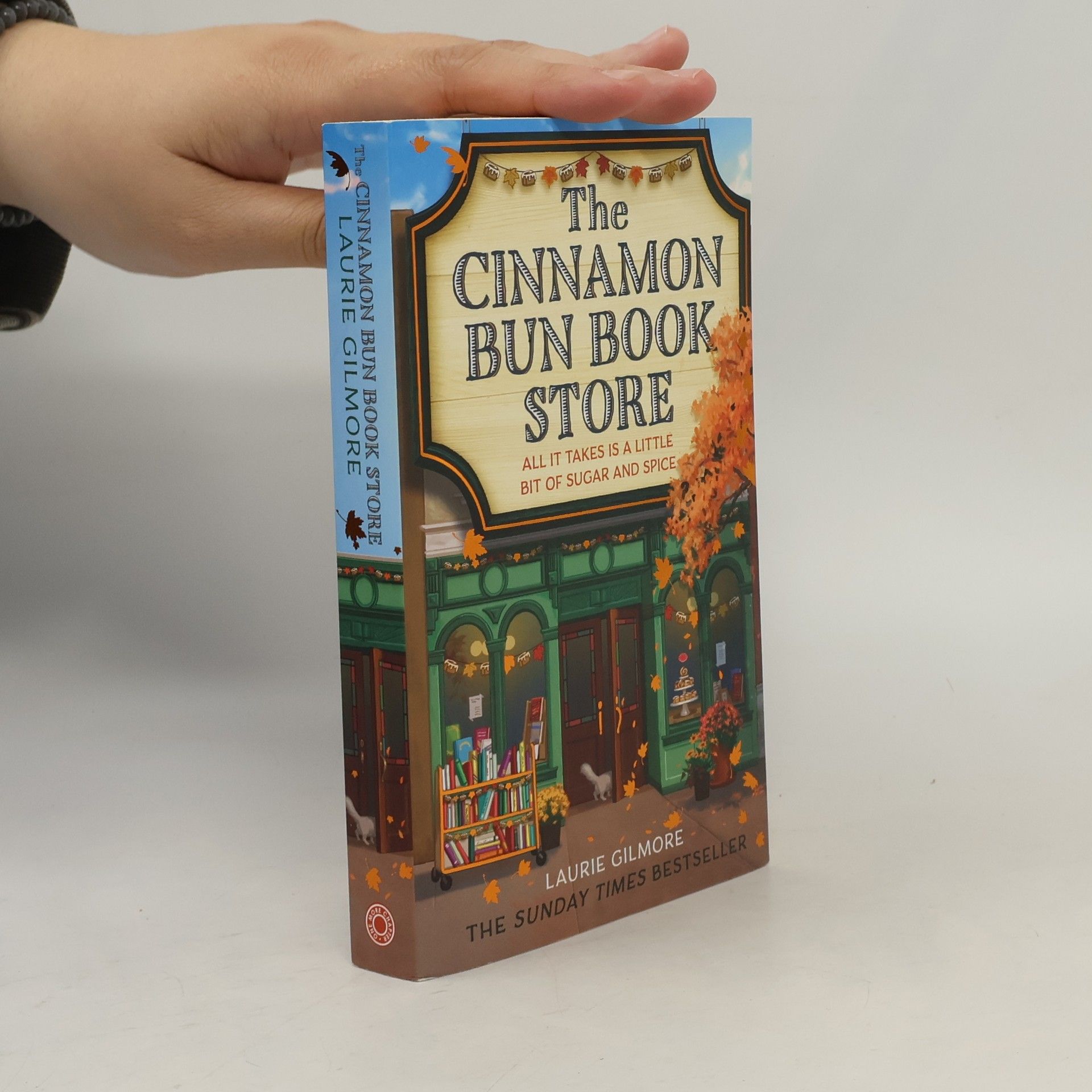 Laurie Gilmore The Cinnamon Bun Book Store