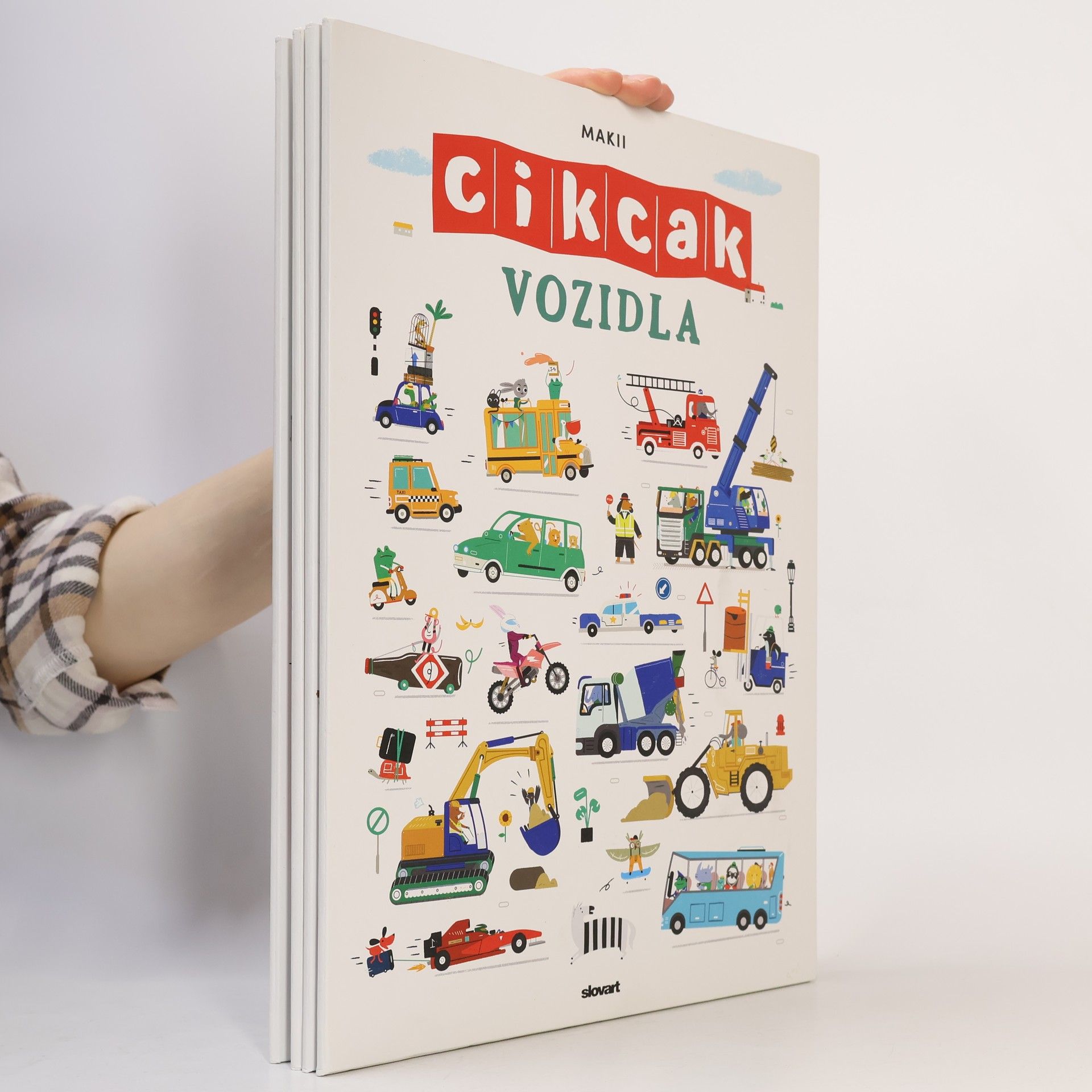 Makii Cikcak. Vozidla