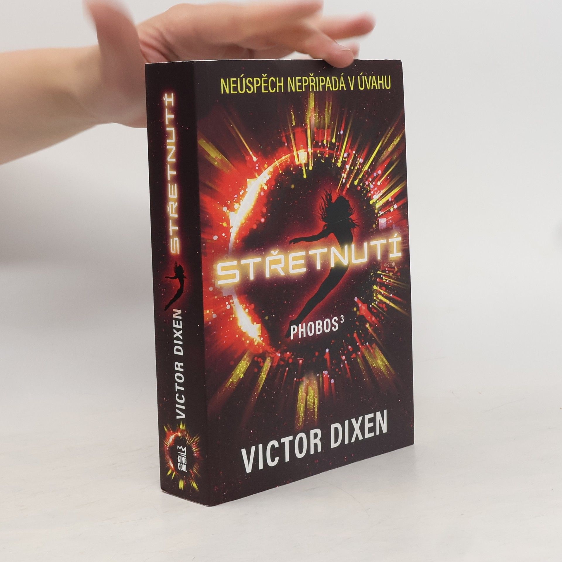 Victor Dixen Phobos 3. Střetnutí