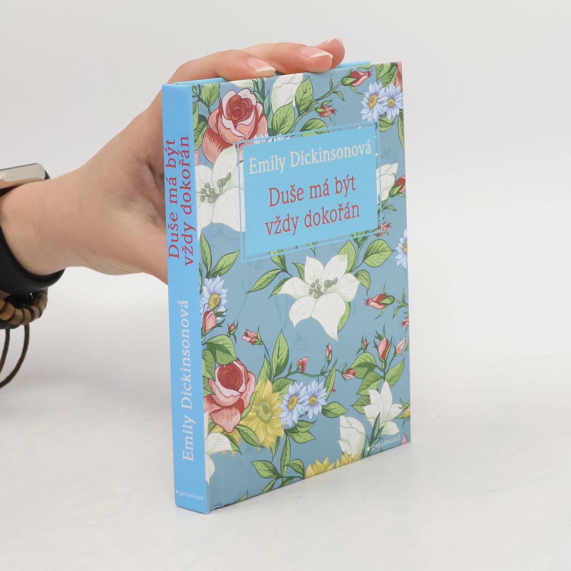 Emily Dickinson Duše má být vždy dokořán