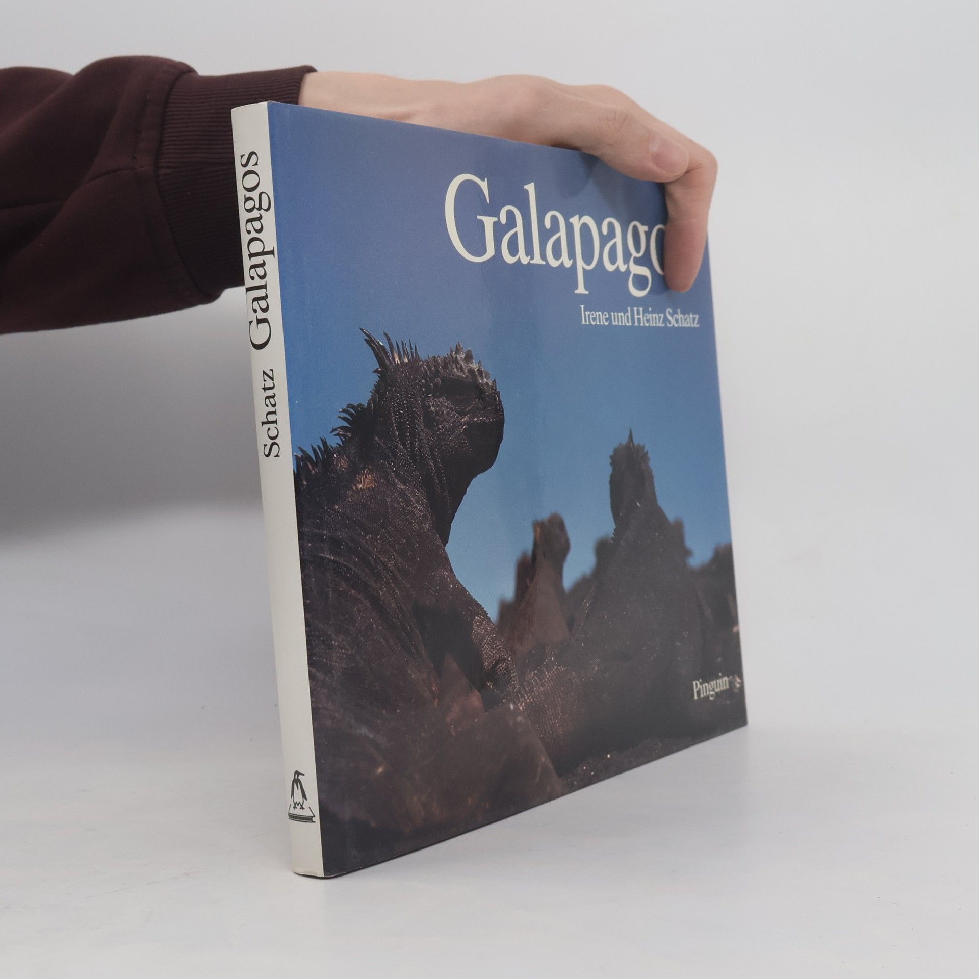 Irene Schatz Galapagos