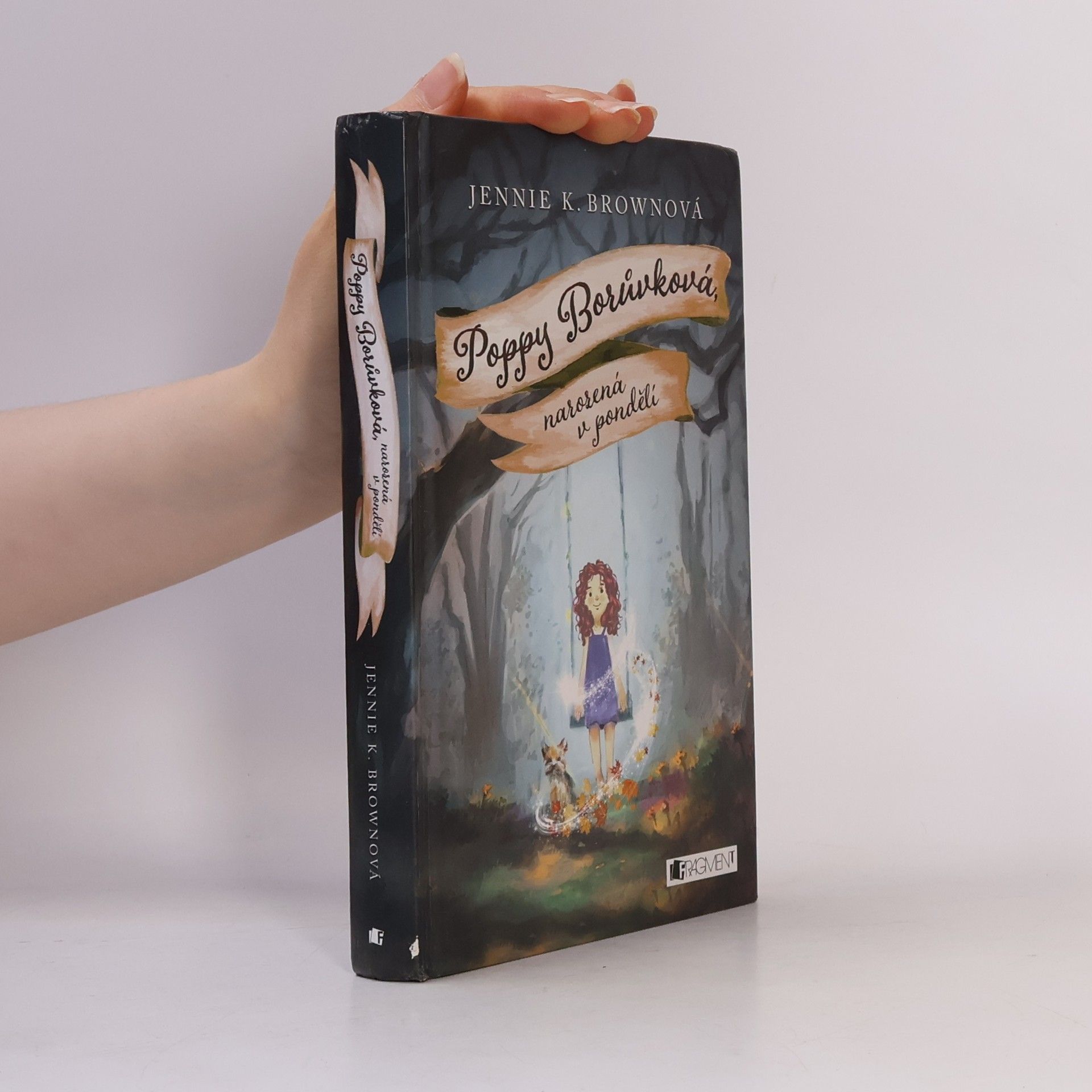 Jennie K. Brown Poppy Borůvková, narozená v pondělí
