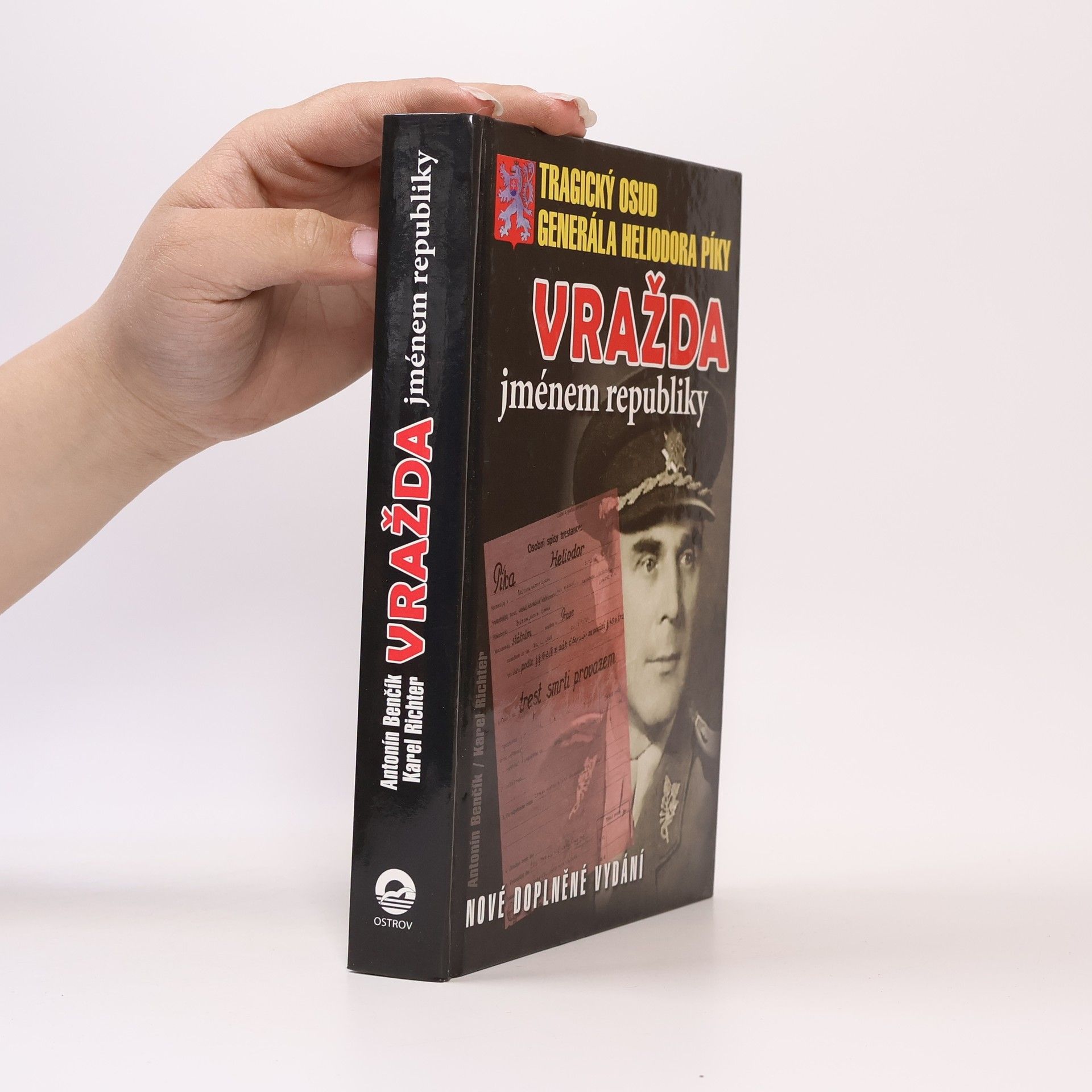 Antonín Benčík Vražda jménem republiky