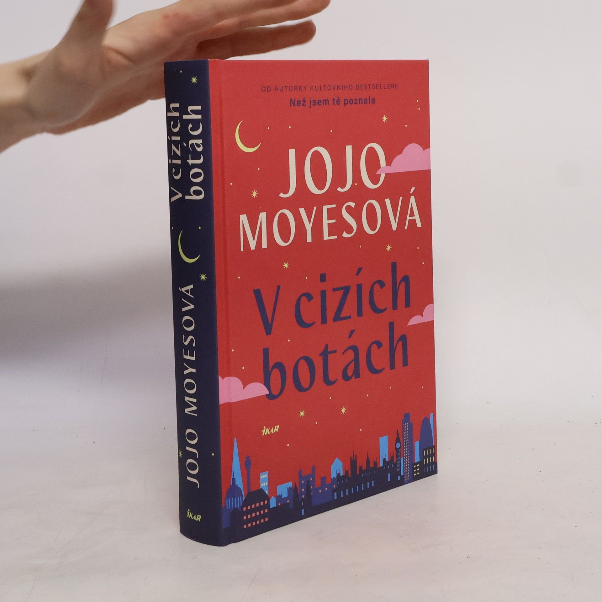 Jojo Moyesová V cizích botách