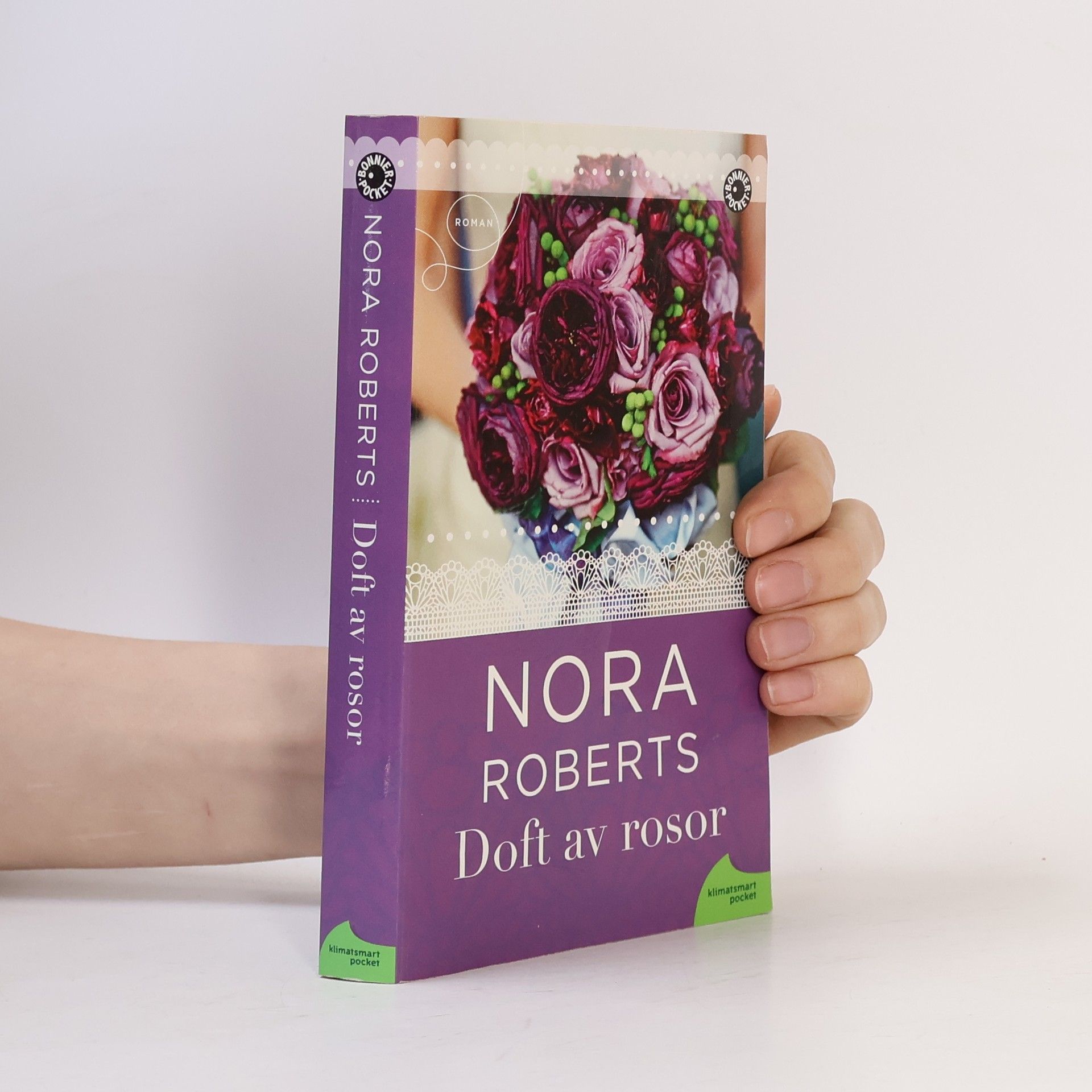 Nora Roberts Doft av rosor
