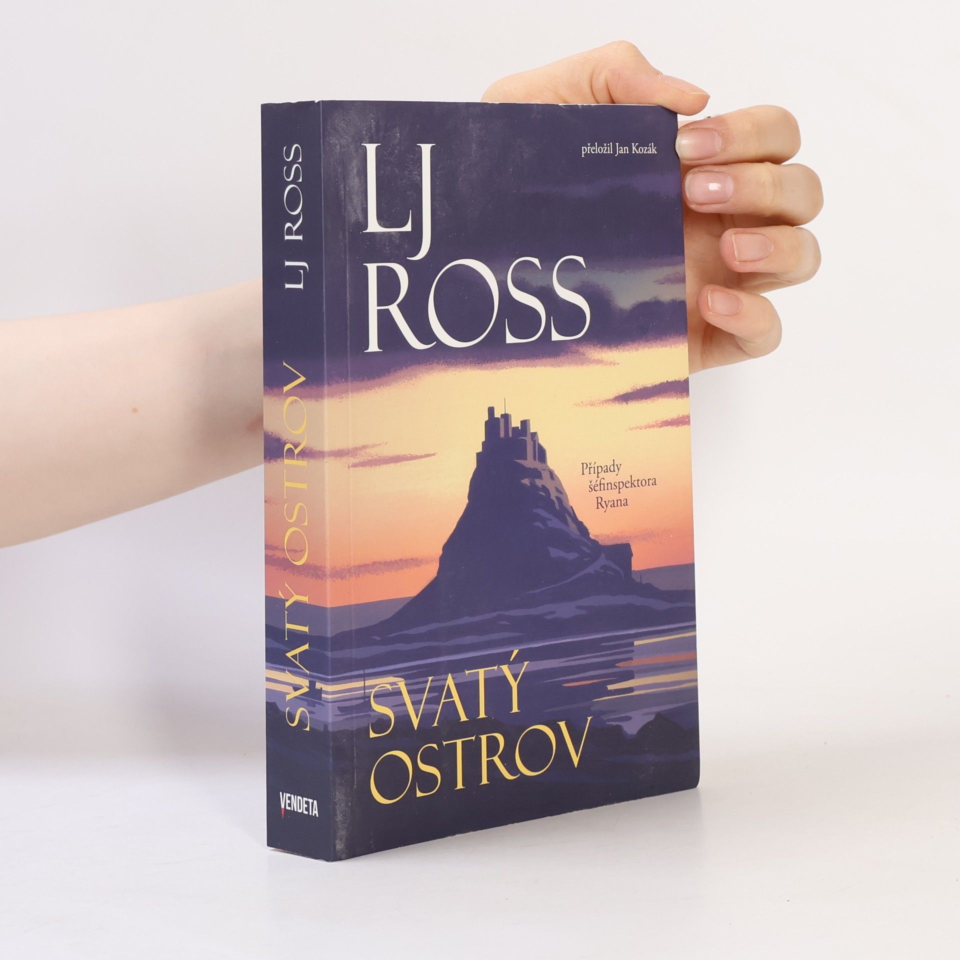 L. J. Ross Svatý ostrov