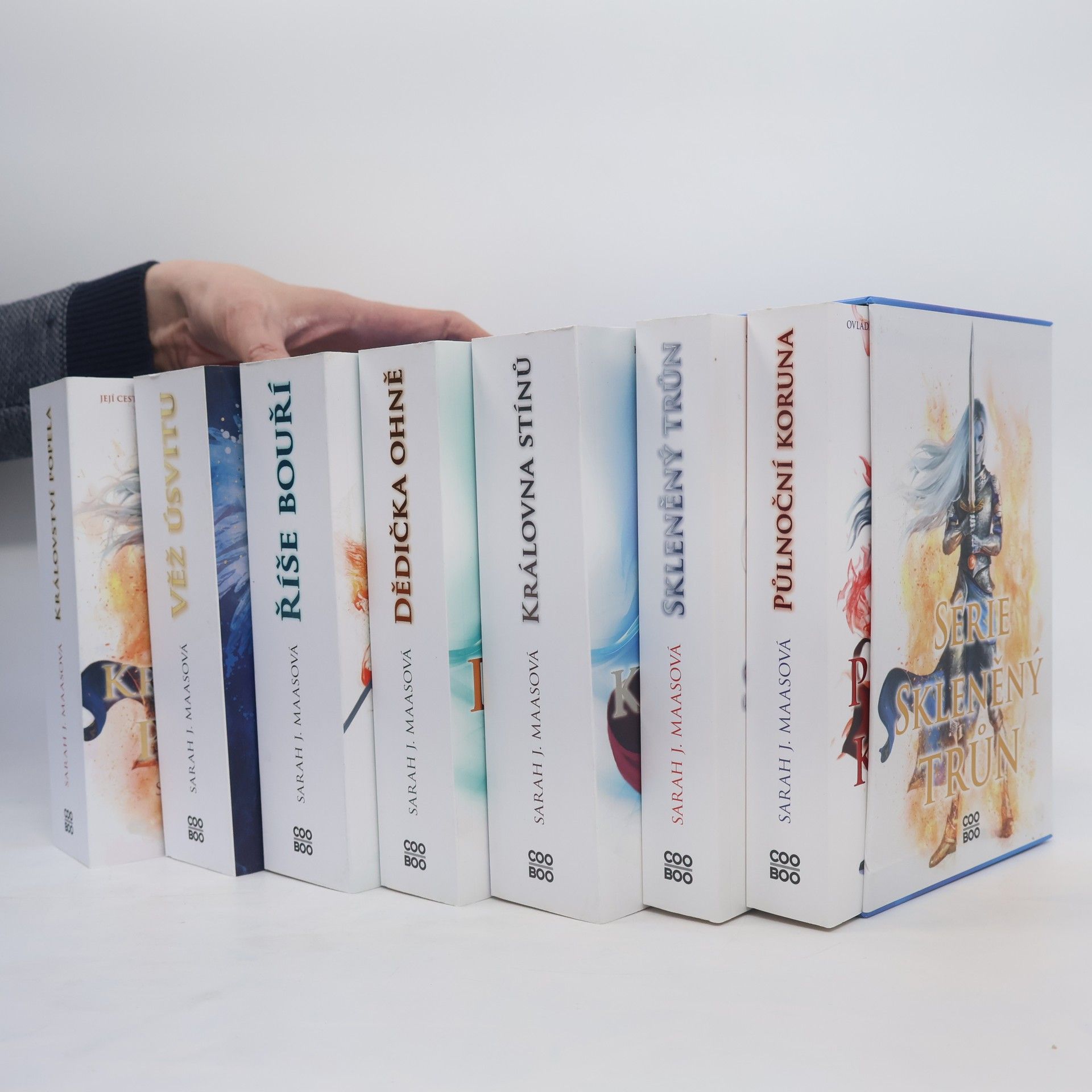 Sarah J. Maas Skleněný trůn 1–7 (box)