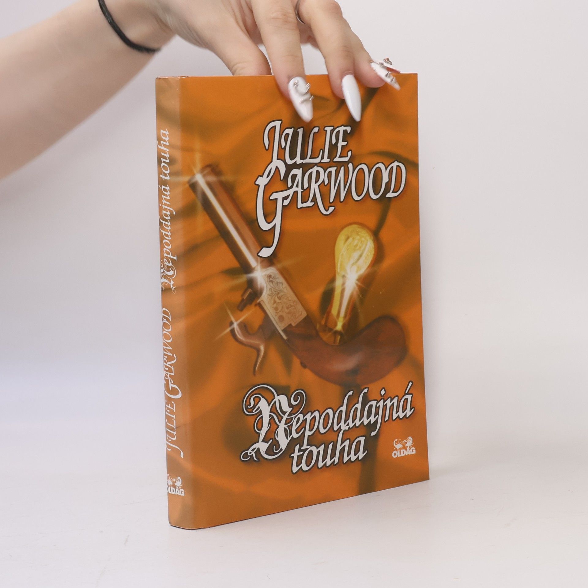 Julie Garwood Nepoddajná touha