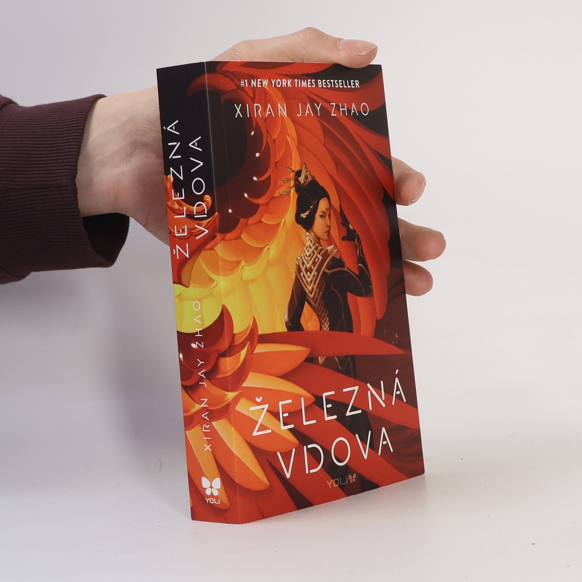 Xiran Jay Zhao Železná vdova