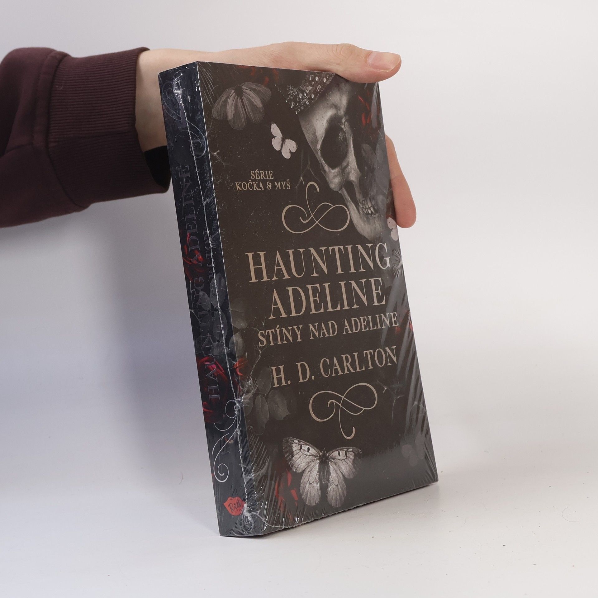H. D. Carlton Haunting Adeline: Stíny nad Adeline