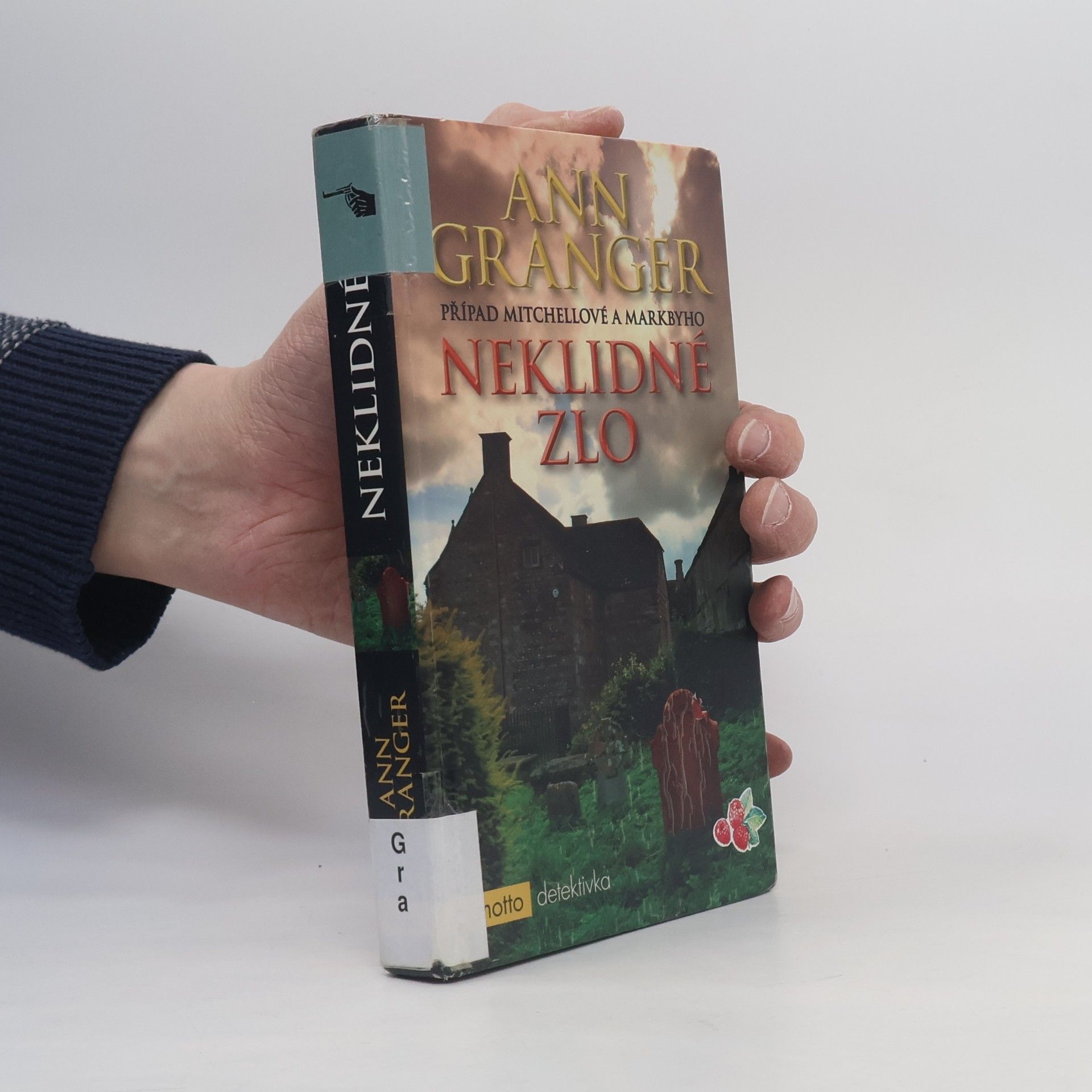 Ann Granger Neklidné zlo