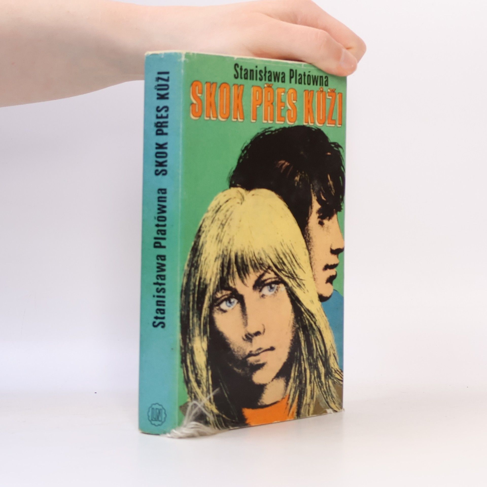 Helena Sofrová Skok přes kůži